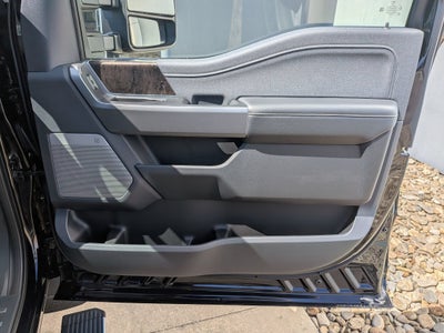 2026 Ford Super Duty F-350 DRW LARIAT