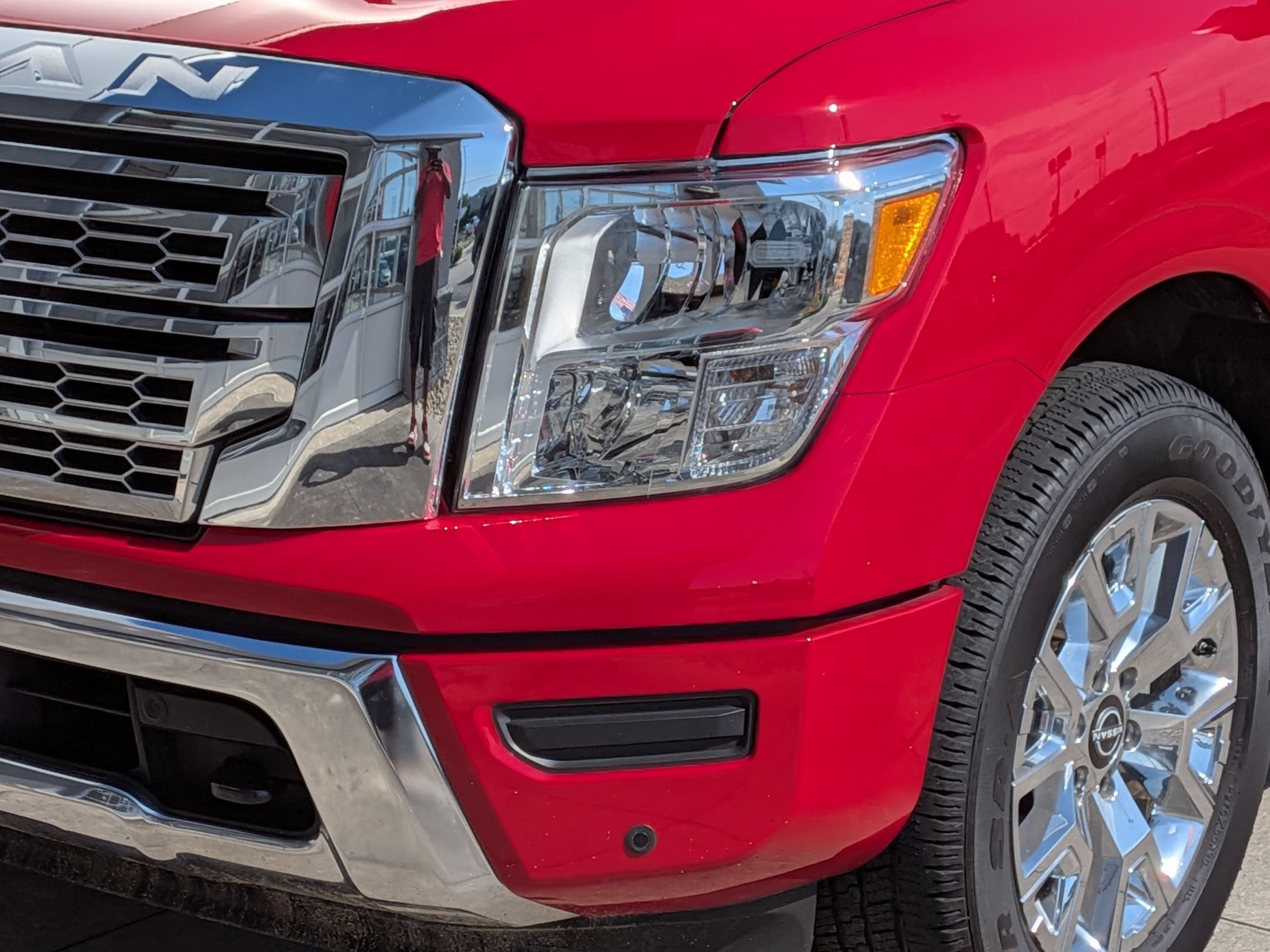 2024 Nissan Titan SV