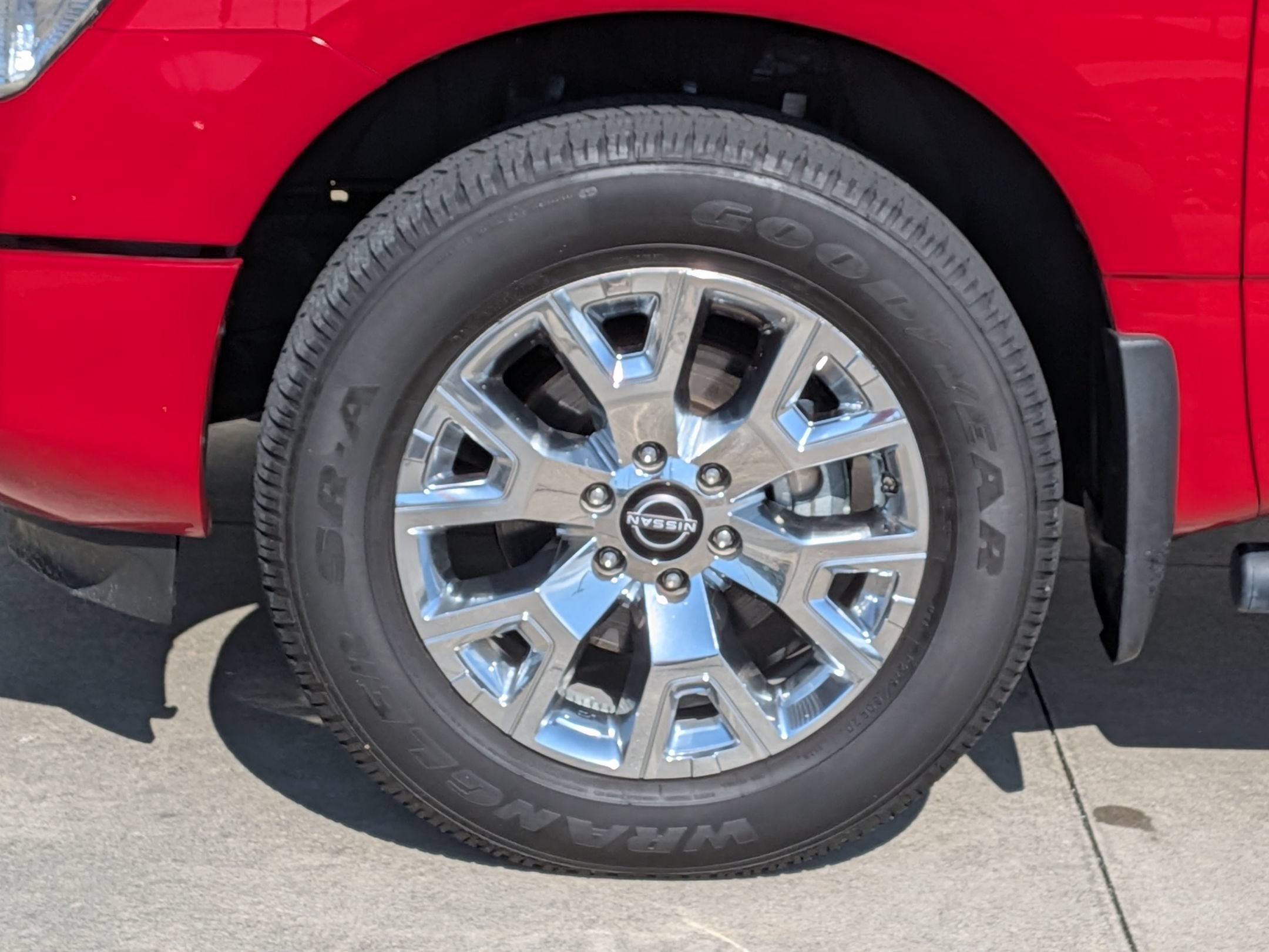 2024 Nissan Titan SV