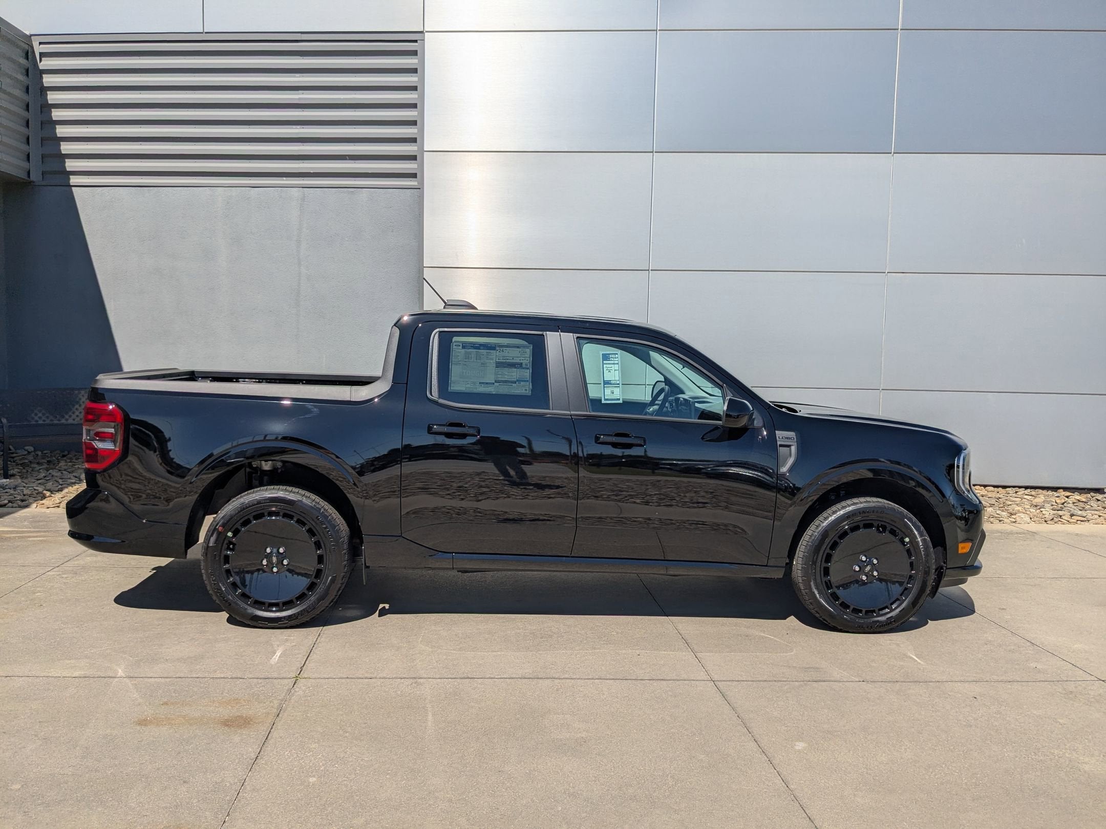 2025 Ford Maverick Lobo Standard