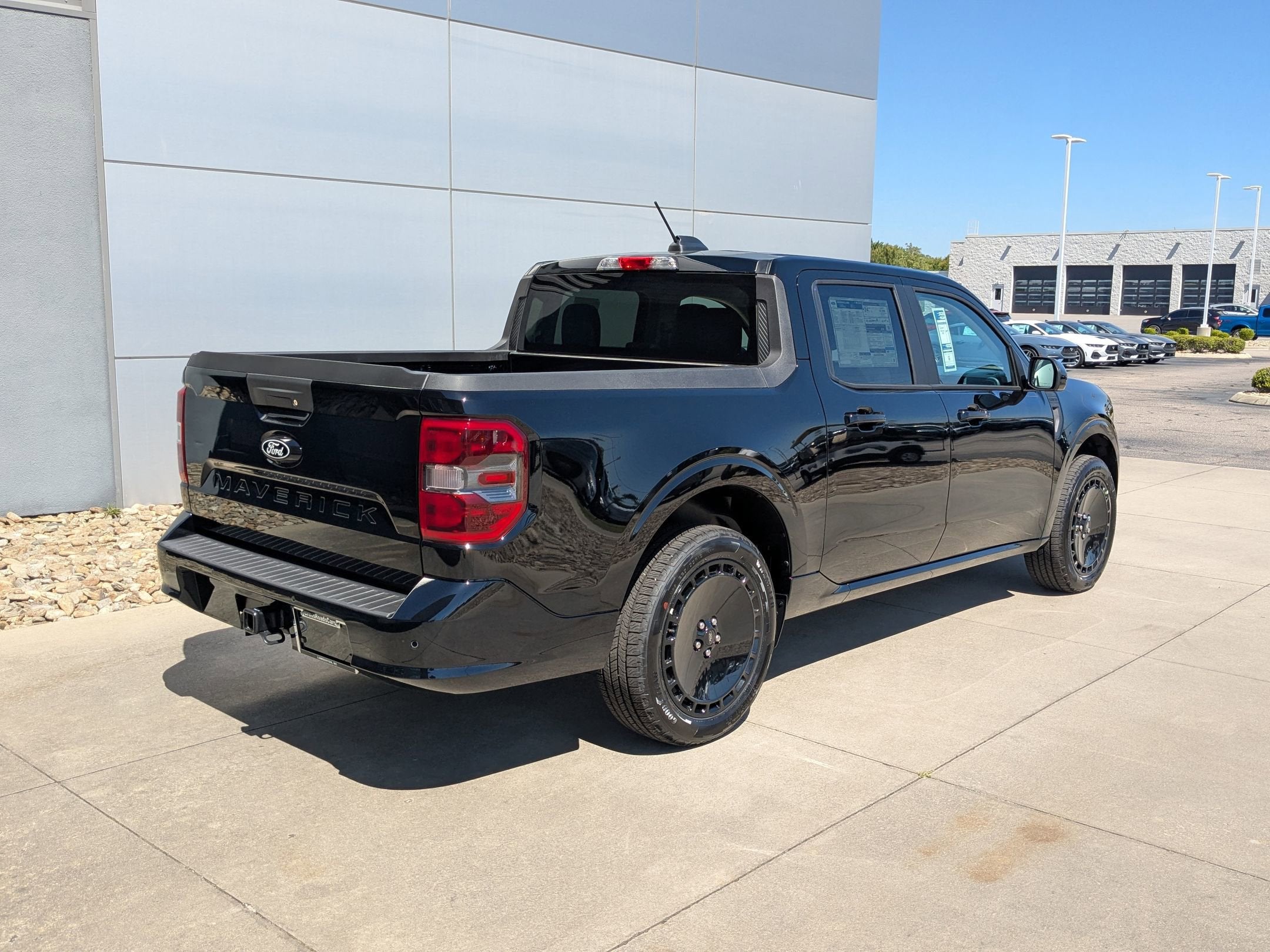 2025 Ford Maverick Lobo Standard