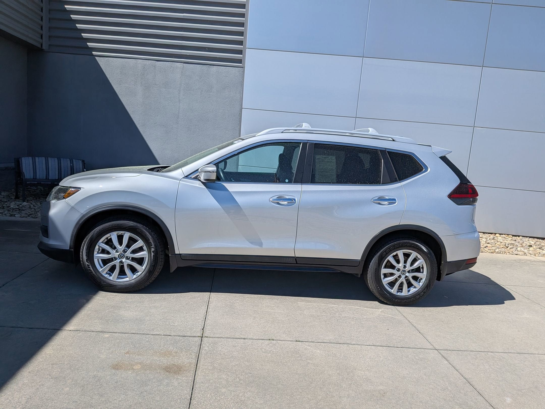 2020 Nissan Rogue S