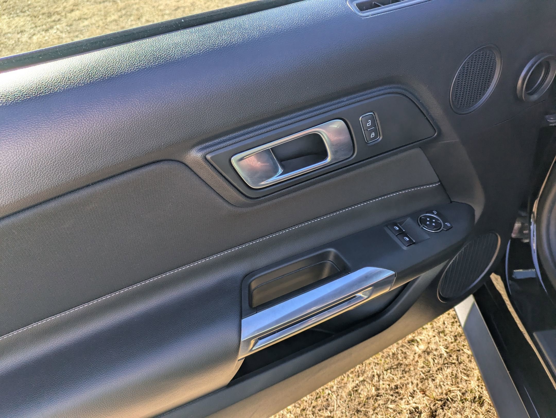 2022 Ford Mustang Mach 1