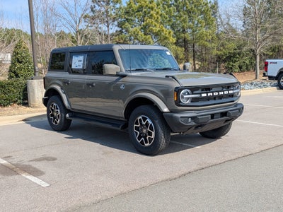2026 Ford Bronco Outer Banks