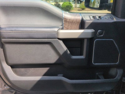 2017 Ford Super Duty F-250 SRW Lariat
