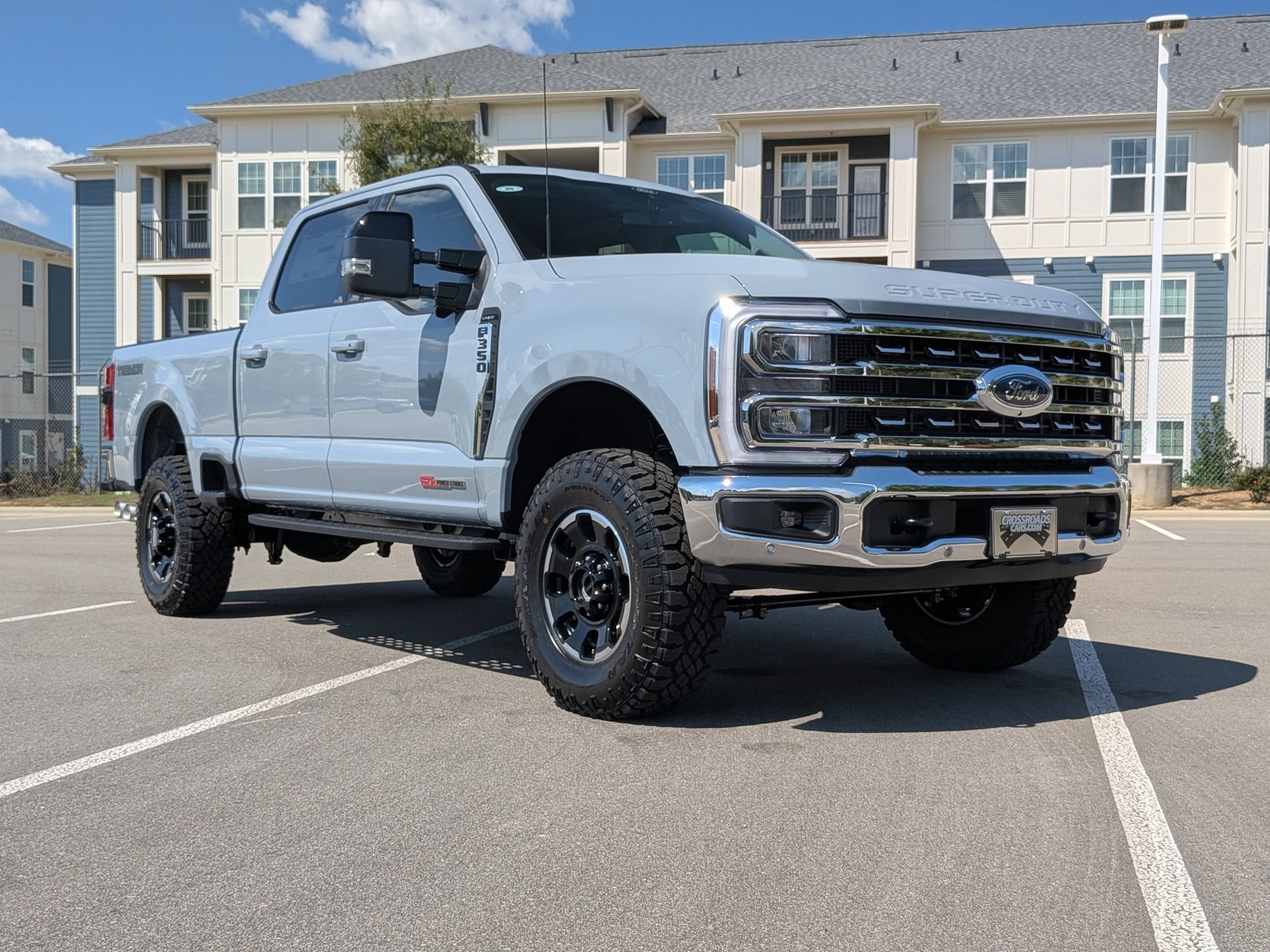 2026 Ford Super Duty F-350 SRW LARIAT