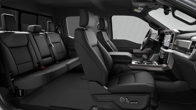 2026 Ford F-150 LARIAT - Crossroads Courtesy Demo