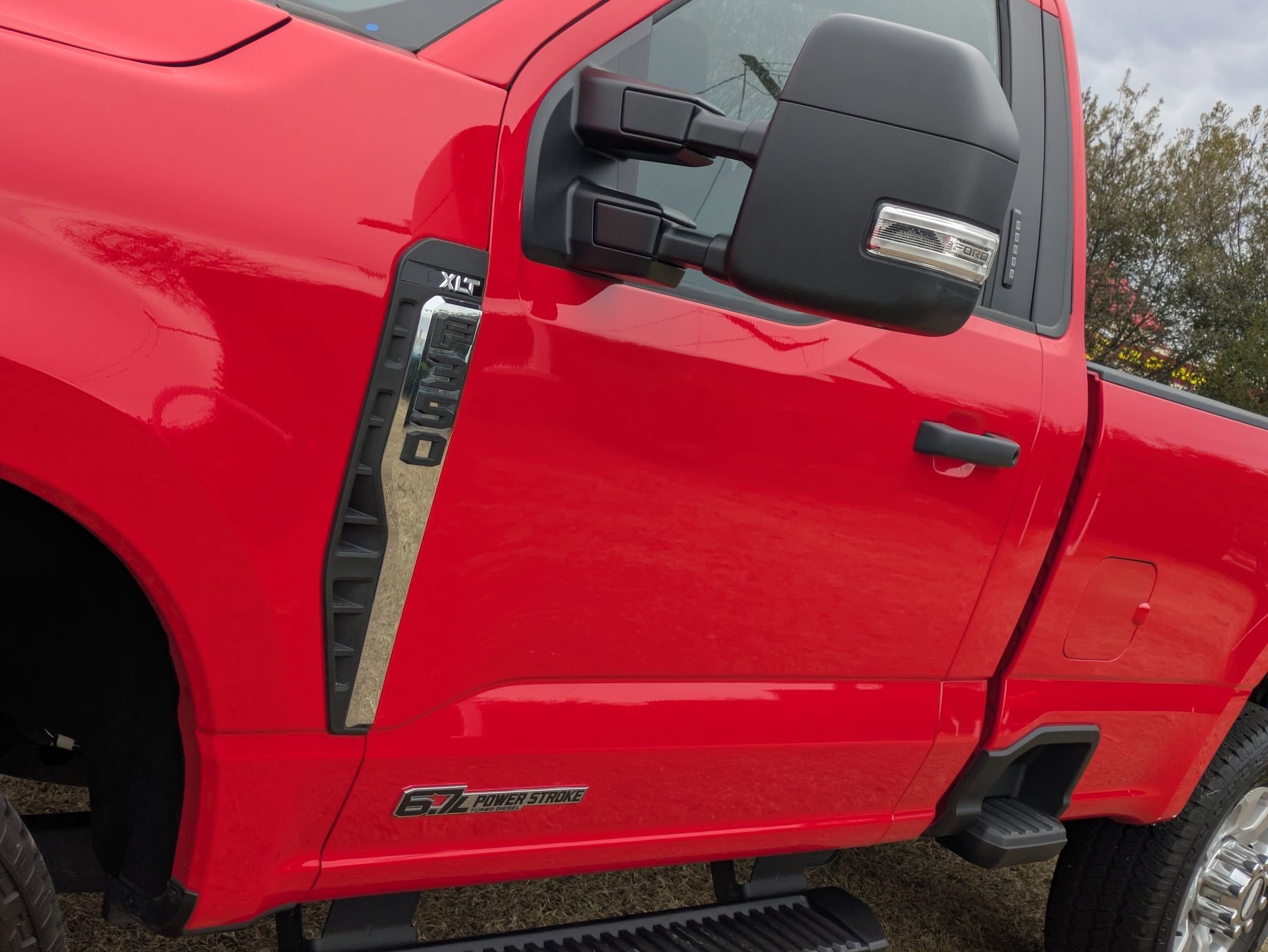 2024 Ford Super Duty F-350 SRW XLT