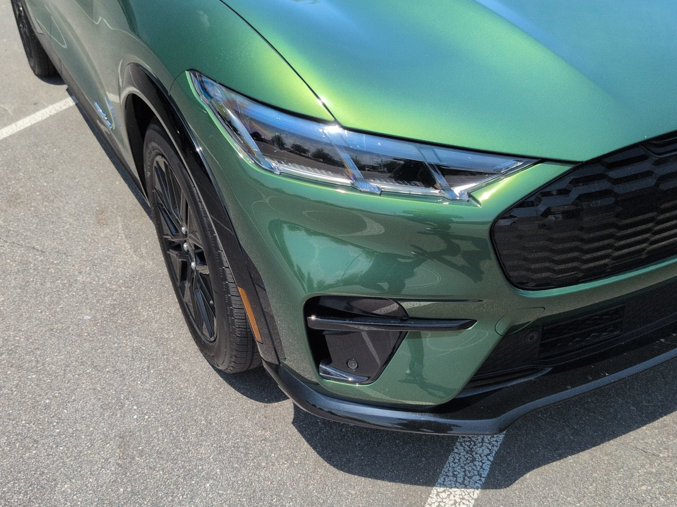 2025 Ford Mustang Mach-E Premium