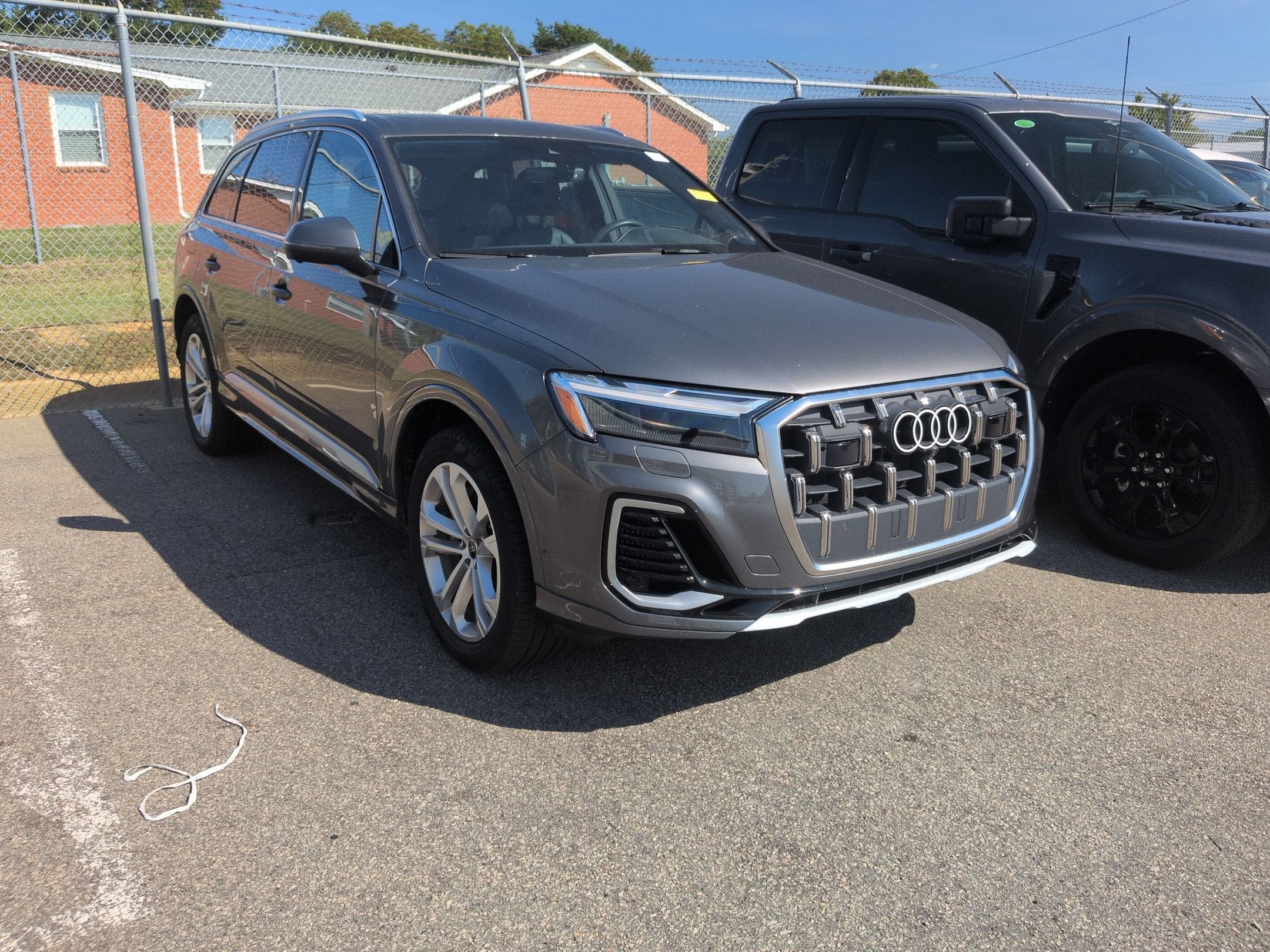 2025 Audi Q7 Premium Plus