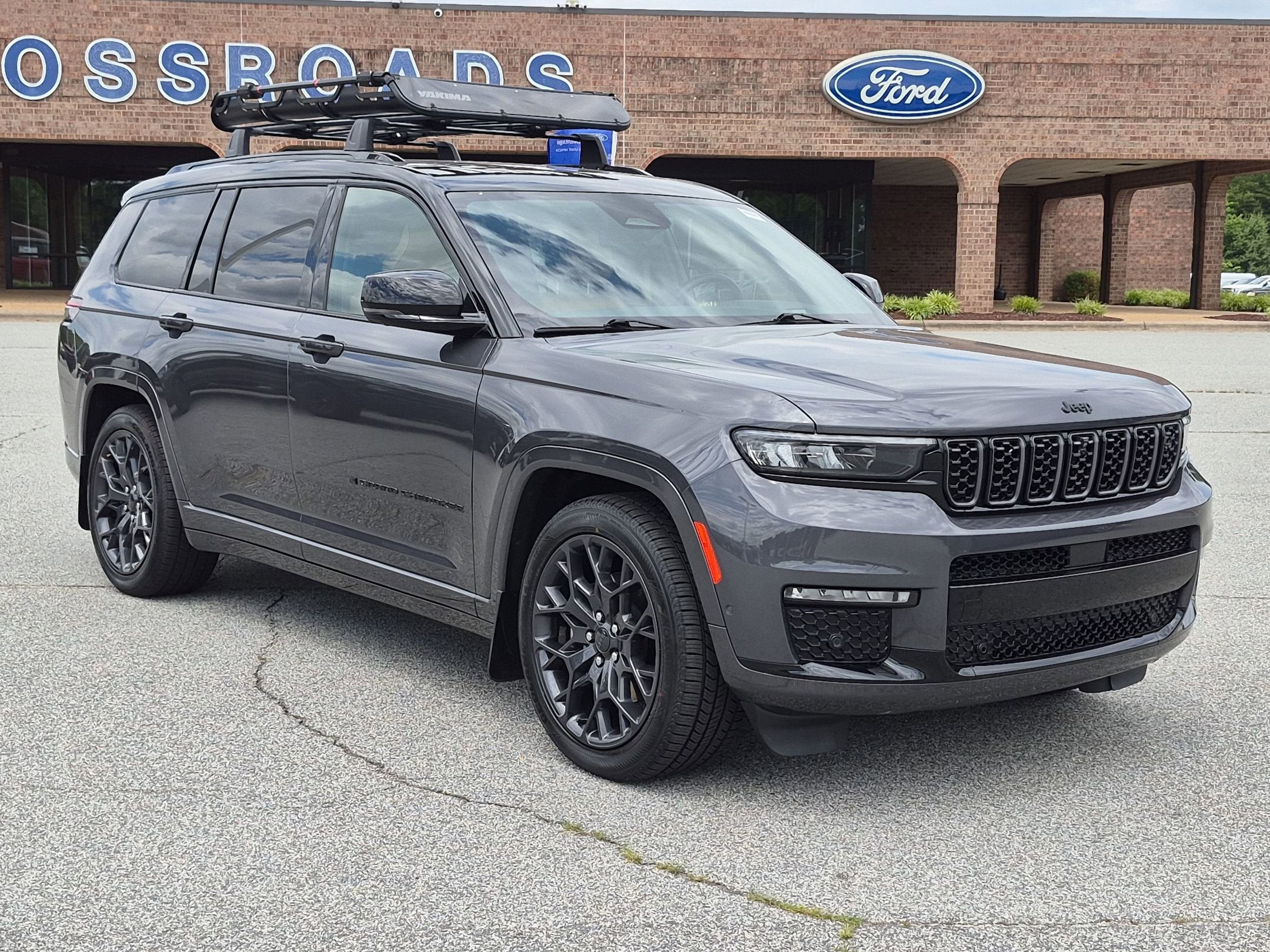 2023 Jeep Grand Cherokee L Summit