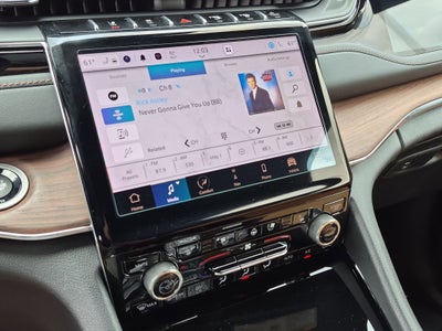 2023 Jeep Grand Cherokee L Summit