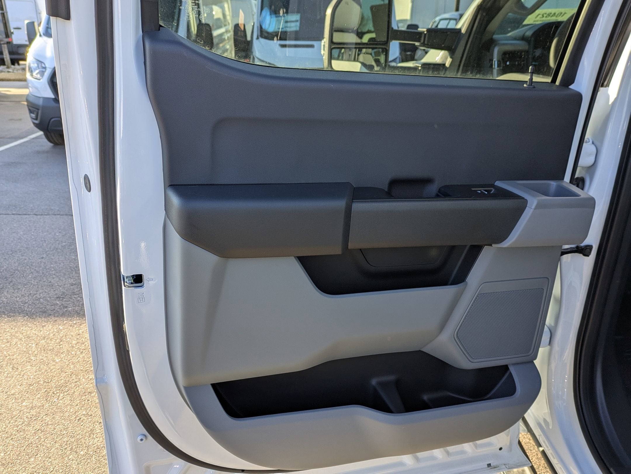 2026 Ford Super Duty F-350 DRW XL