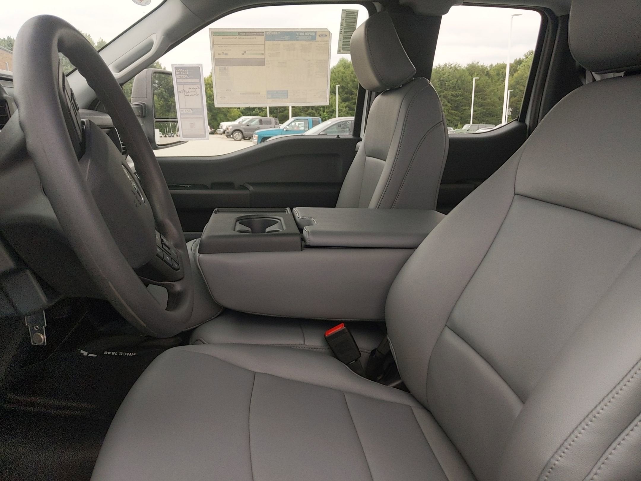 2025 Ford Super Duty F-350 DRW XL