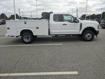 2025 Ford Super Duty F-350 DRW XL