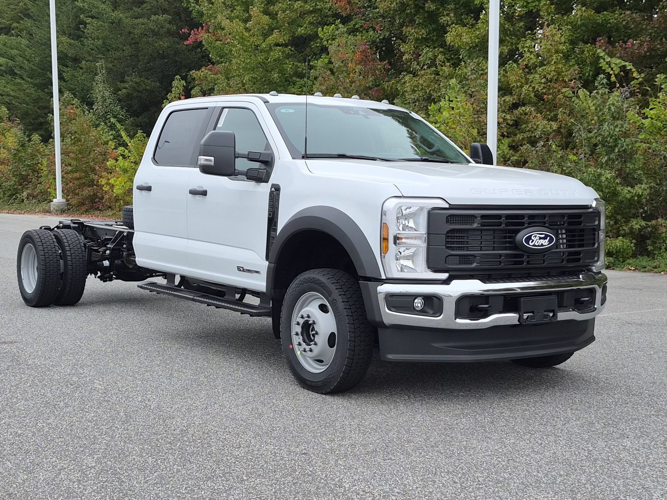 2027 Ford Super Duty F-550 DRW Base