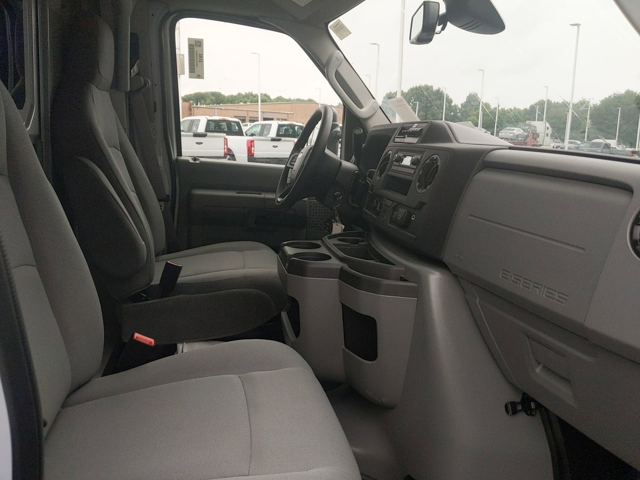 2026 Ford E-Series Cutaway Base