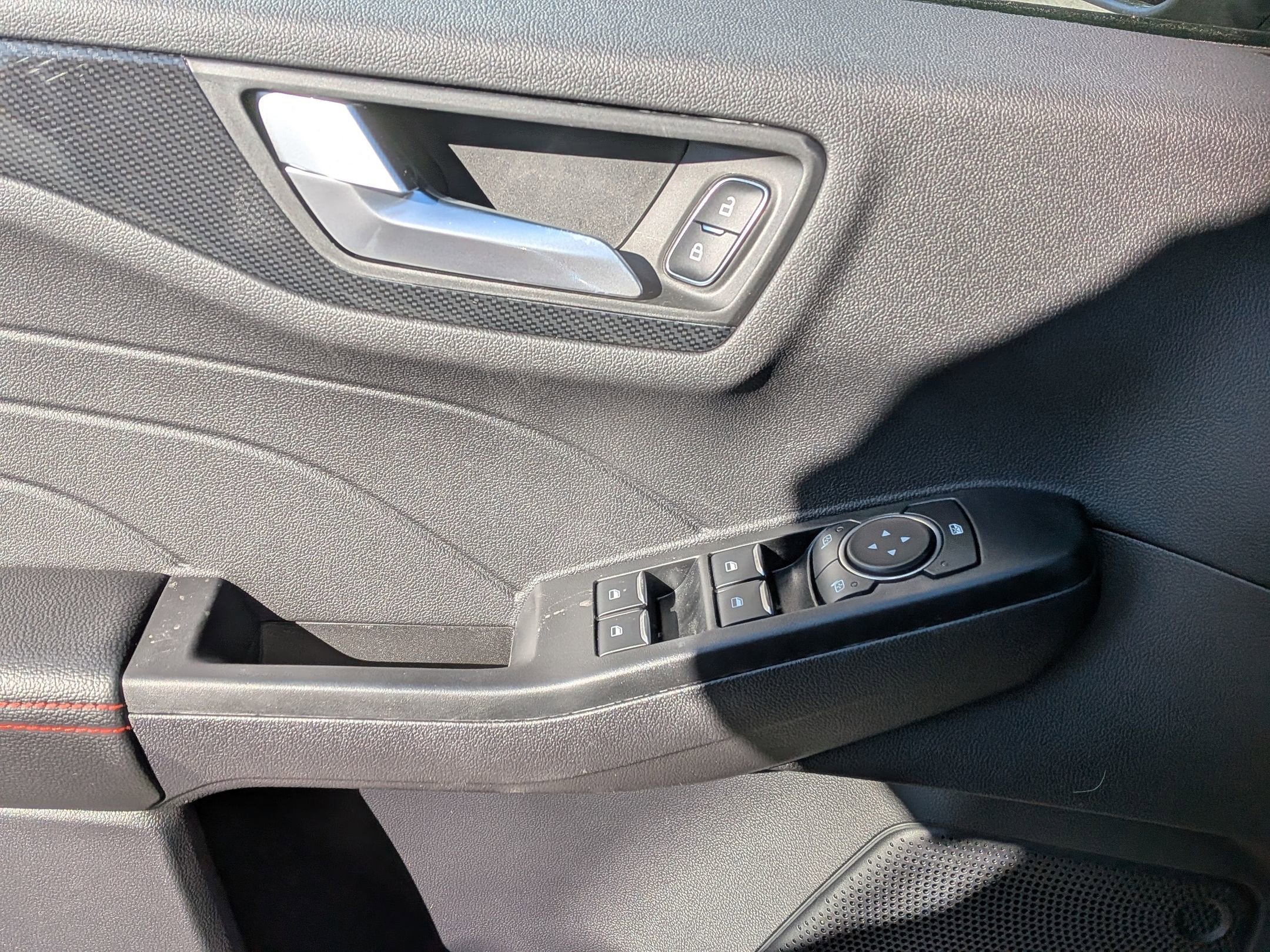 2026 Ford Escape ST-Line Select