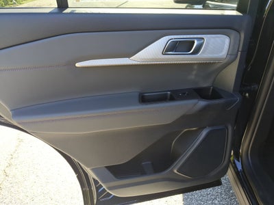 2027 Ford Explorer Active w/200A Pkg