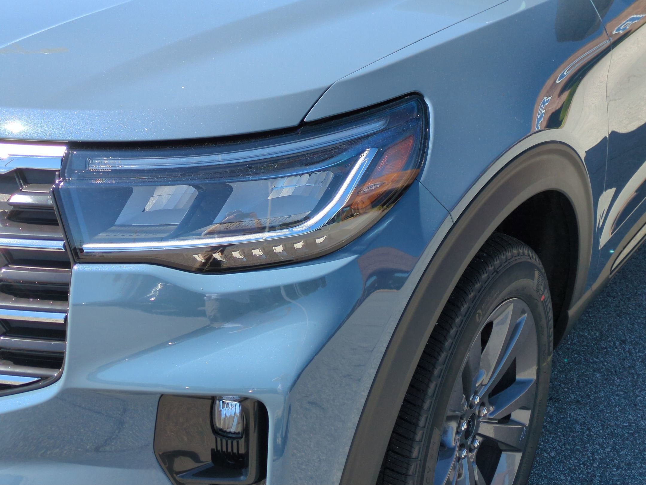 2026 Ford Explorer Active w/100A Pkg