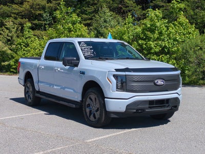 2025 Ford F-150 Lightning Flash