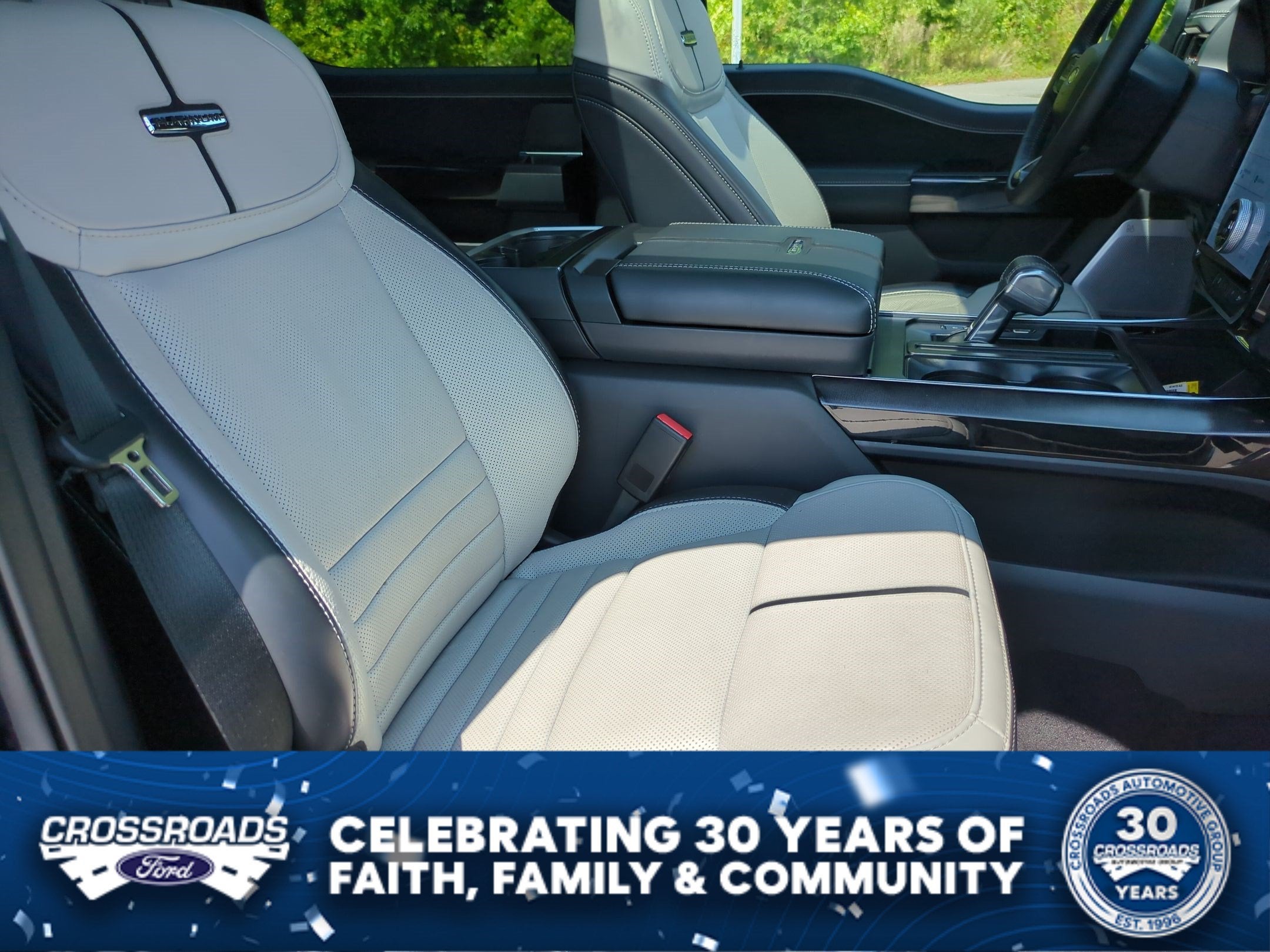 2025 Ford F-150 Lightning Platinum