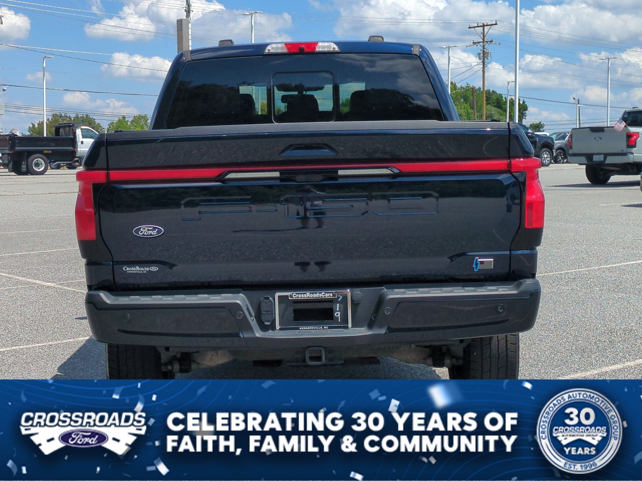 2025 Ford F-150 Lightning Platinum