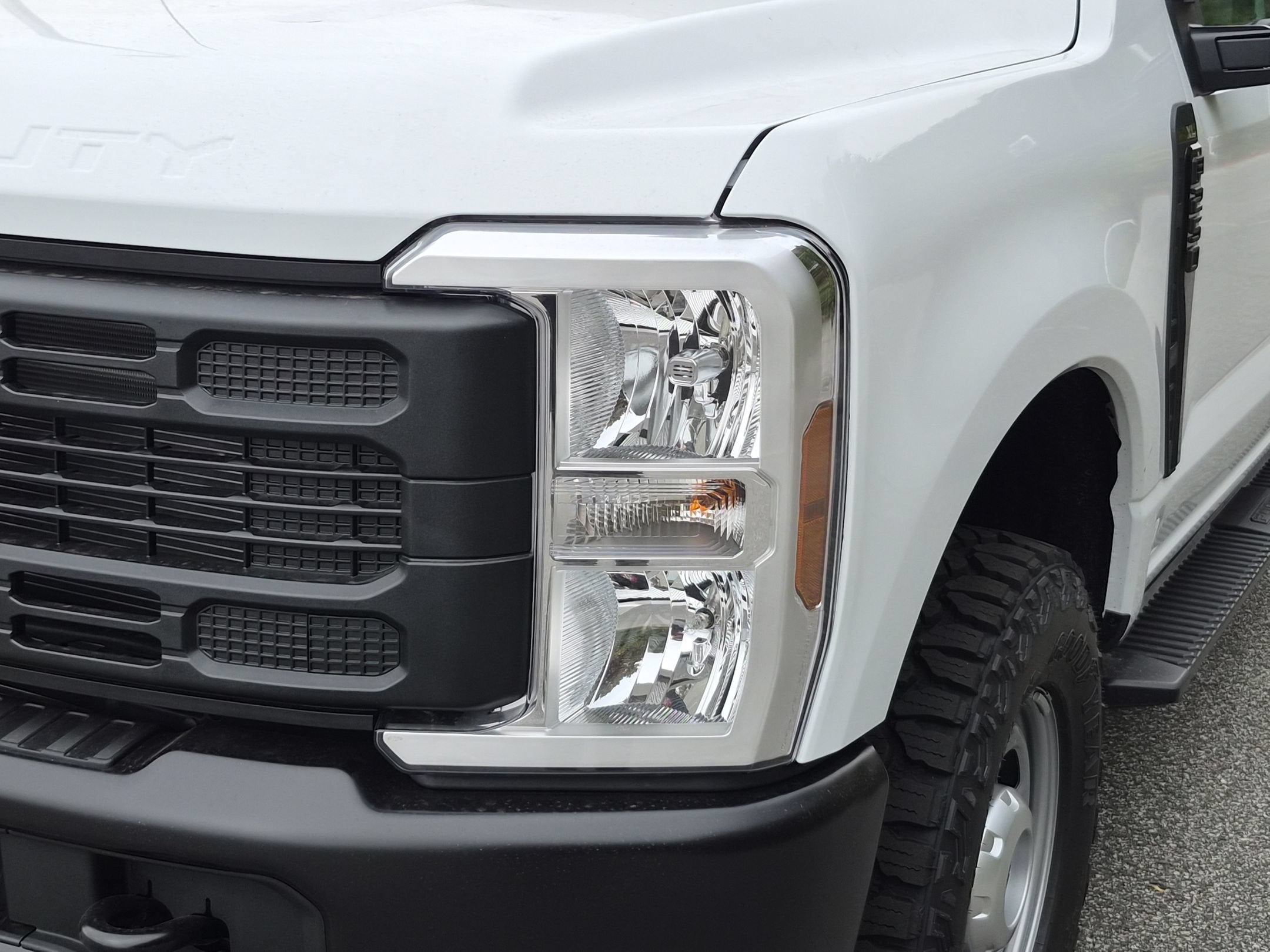 2027 Ford Super Duty F-250 SRW XL