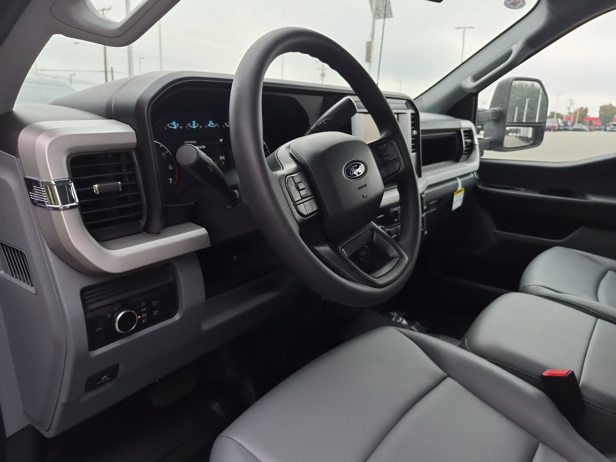2027 Ford Super Duty F-250 SRW XL