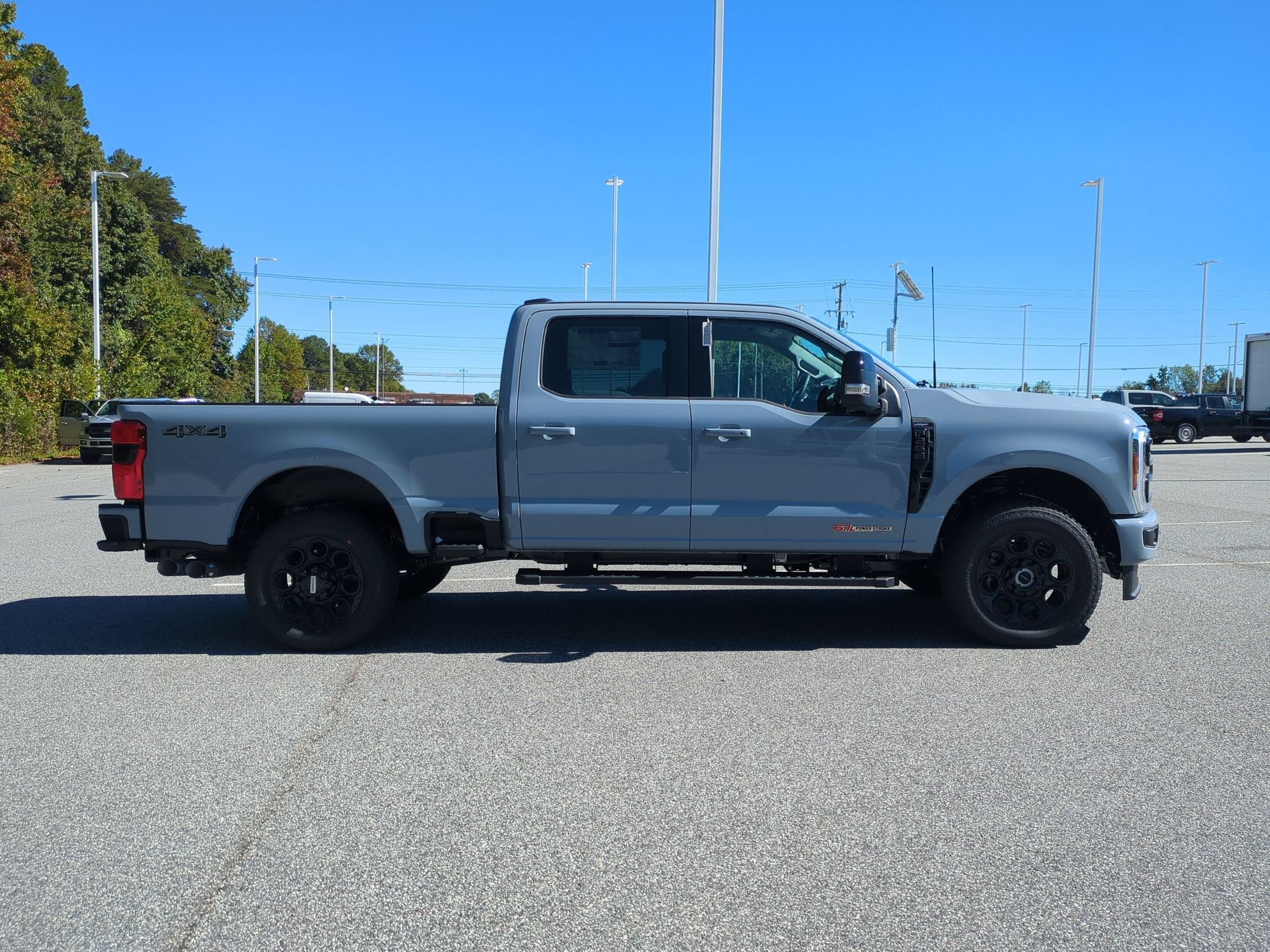 2027 Ford Super Duty F-250 SRW LARIAT