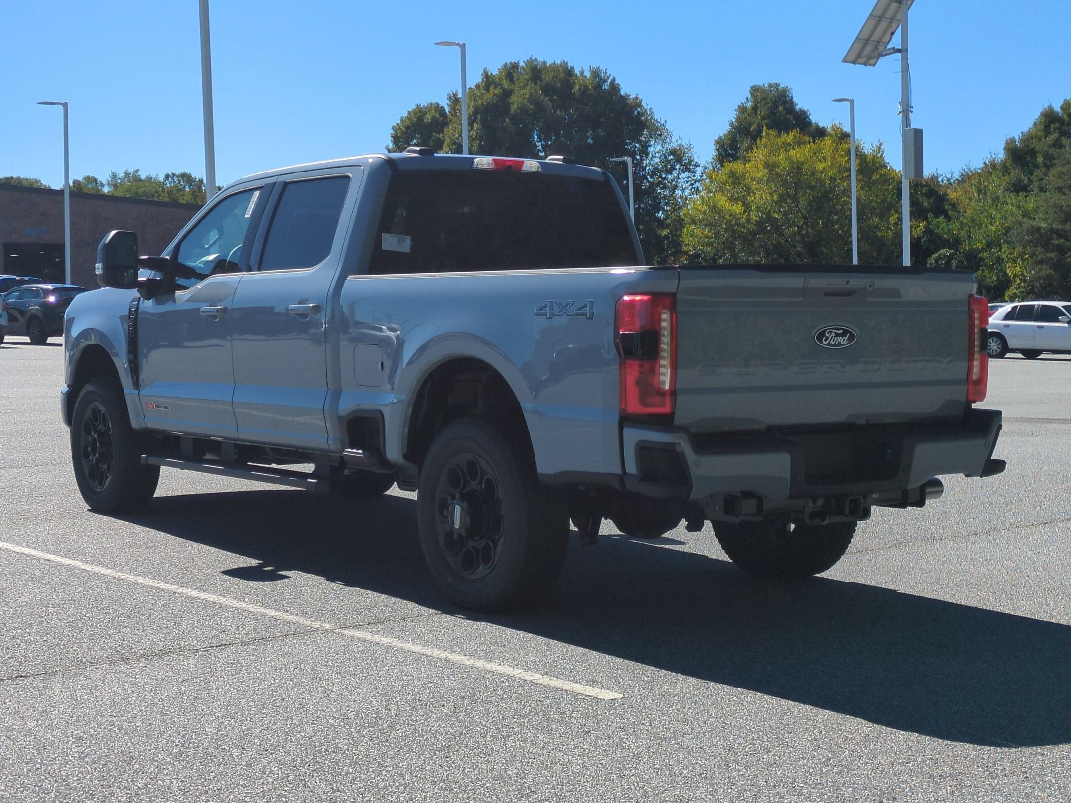 2027 Ford Super Duty F-250 SRW LARIAT