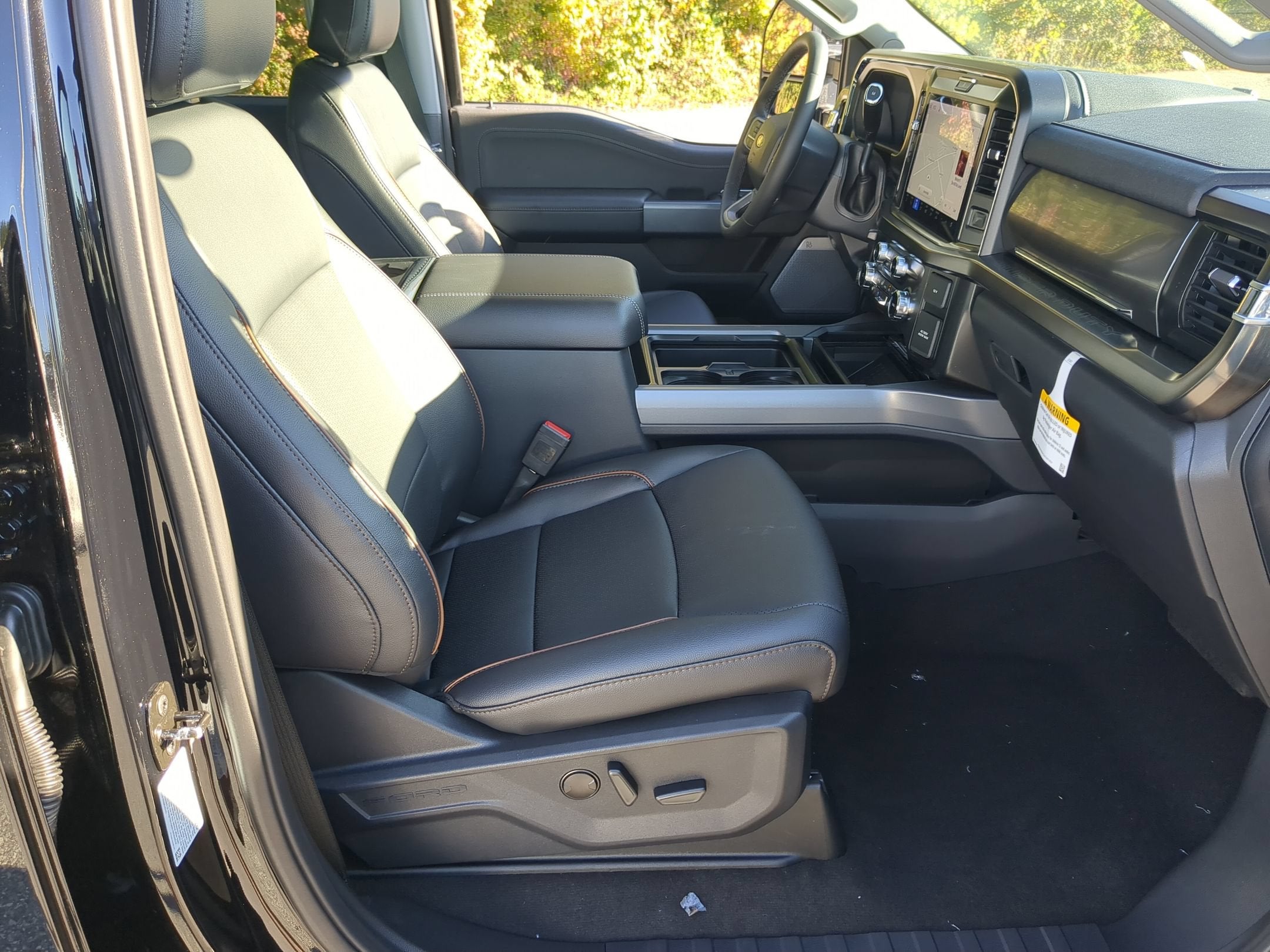 2027 Ford Super Duty F-250 SRW LARIAT