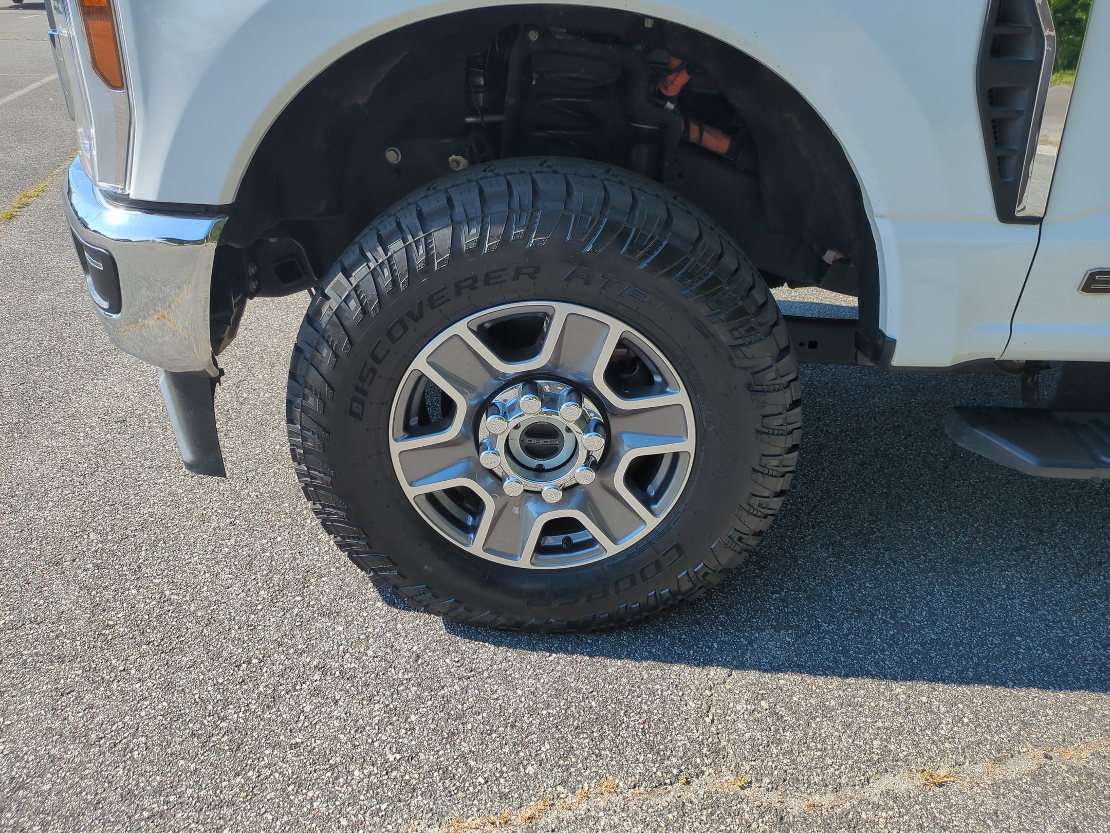 2025 Ford Super Duty F-350 SRW XLT