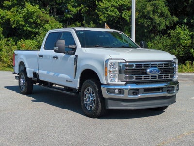 2025 Ford Super Duty F-350 SRW XLT