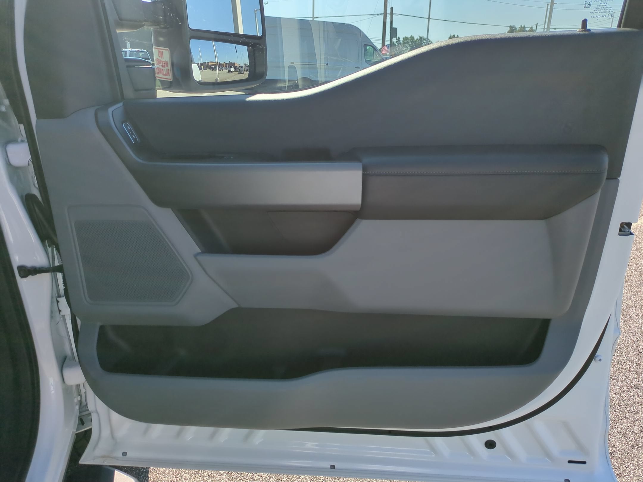 2025 Ford Super Duty F-350 SRW XLT