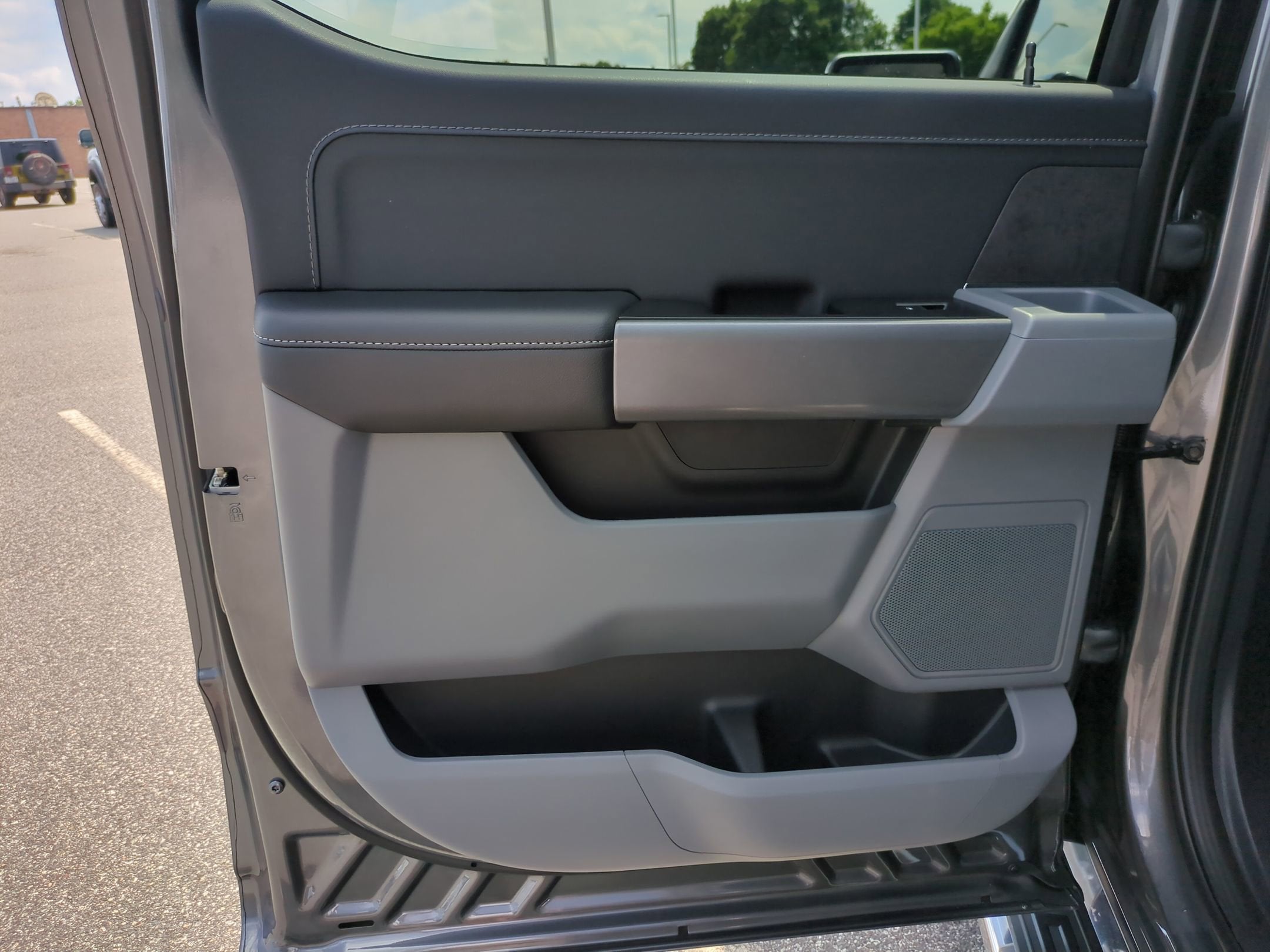 2026 Ford F-150 XLT - Crossroads Courtesy Demo