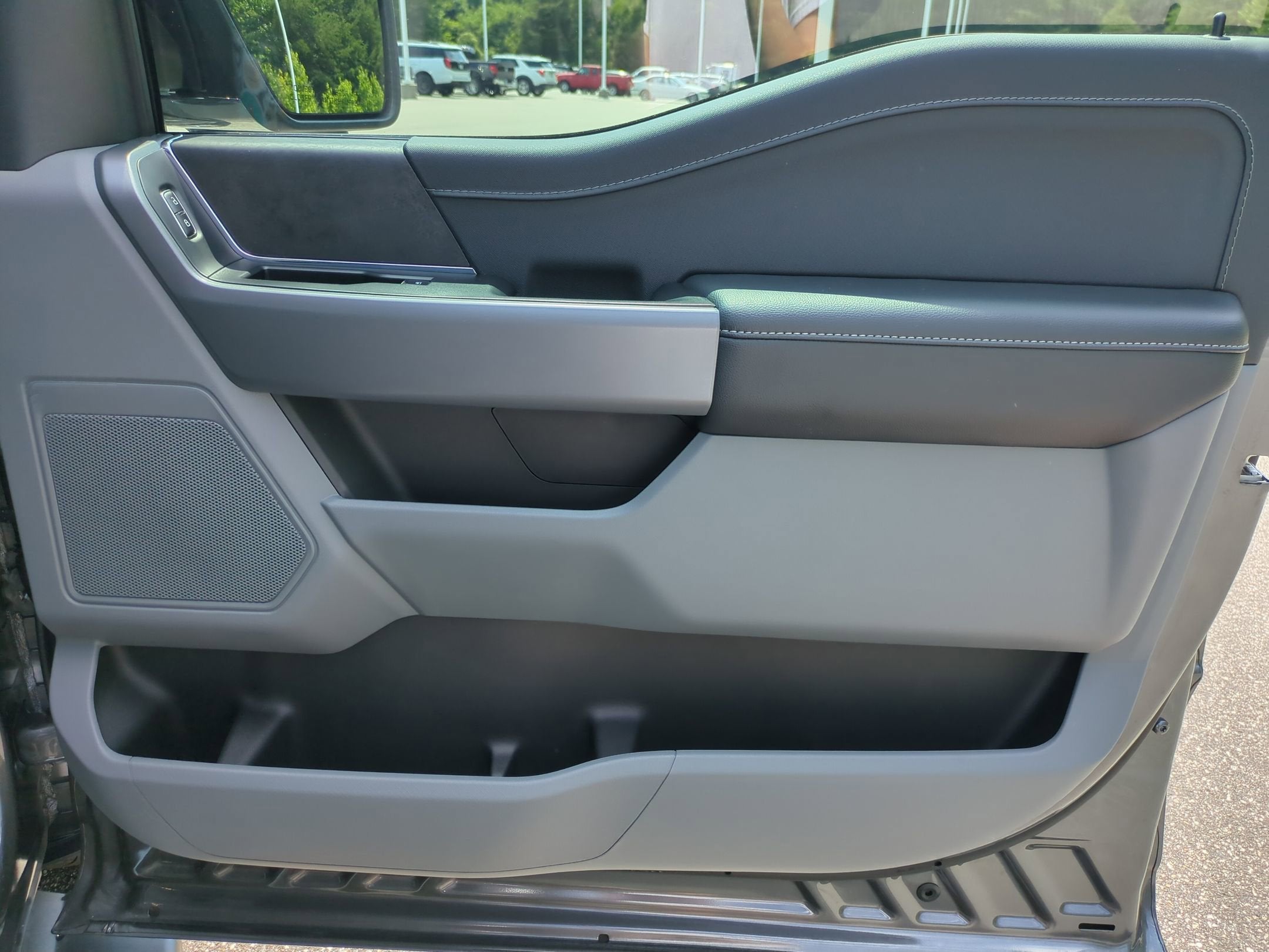 2026 Ford F-150 XLT - Crossroads Courtesy Demo