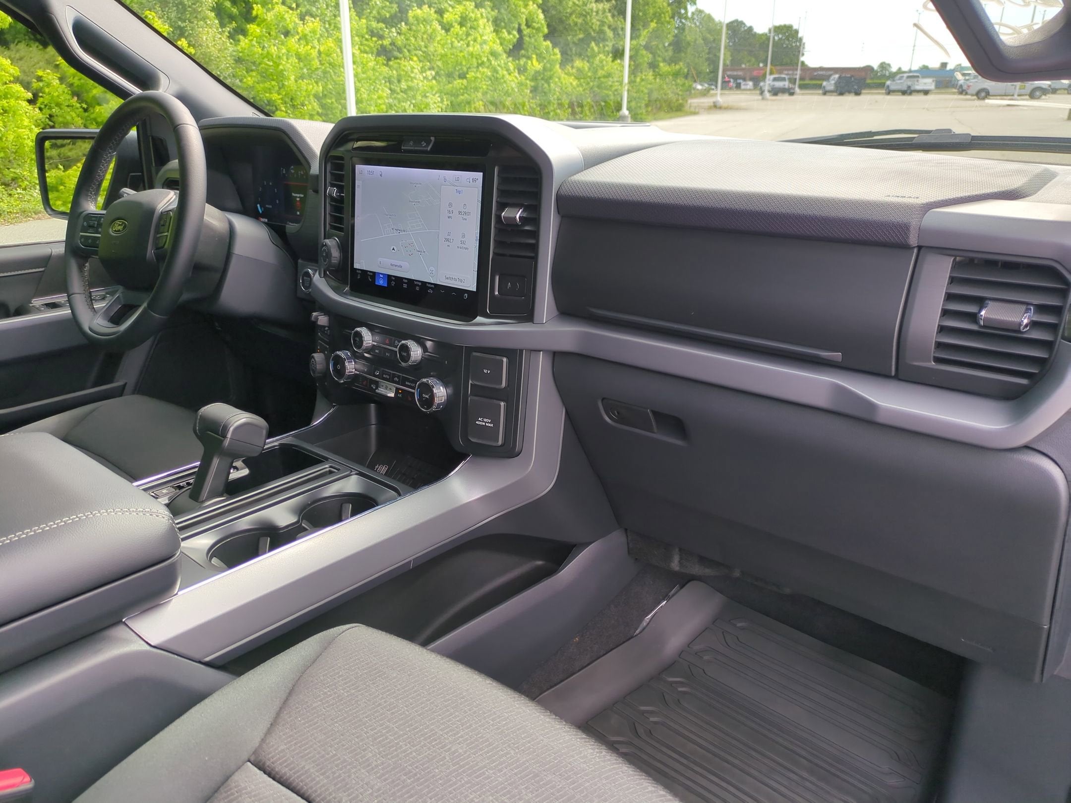 2026 Ford F-150 XLT - Crossroads Courtesy Demo
