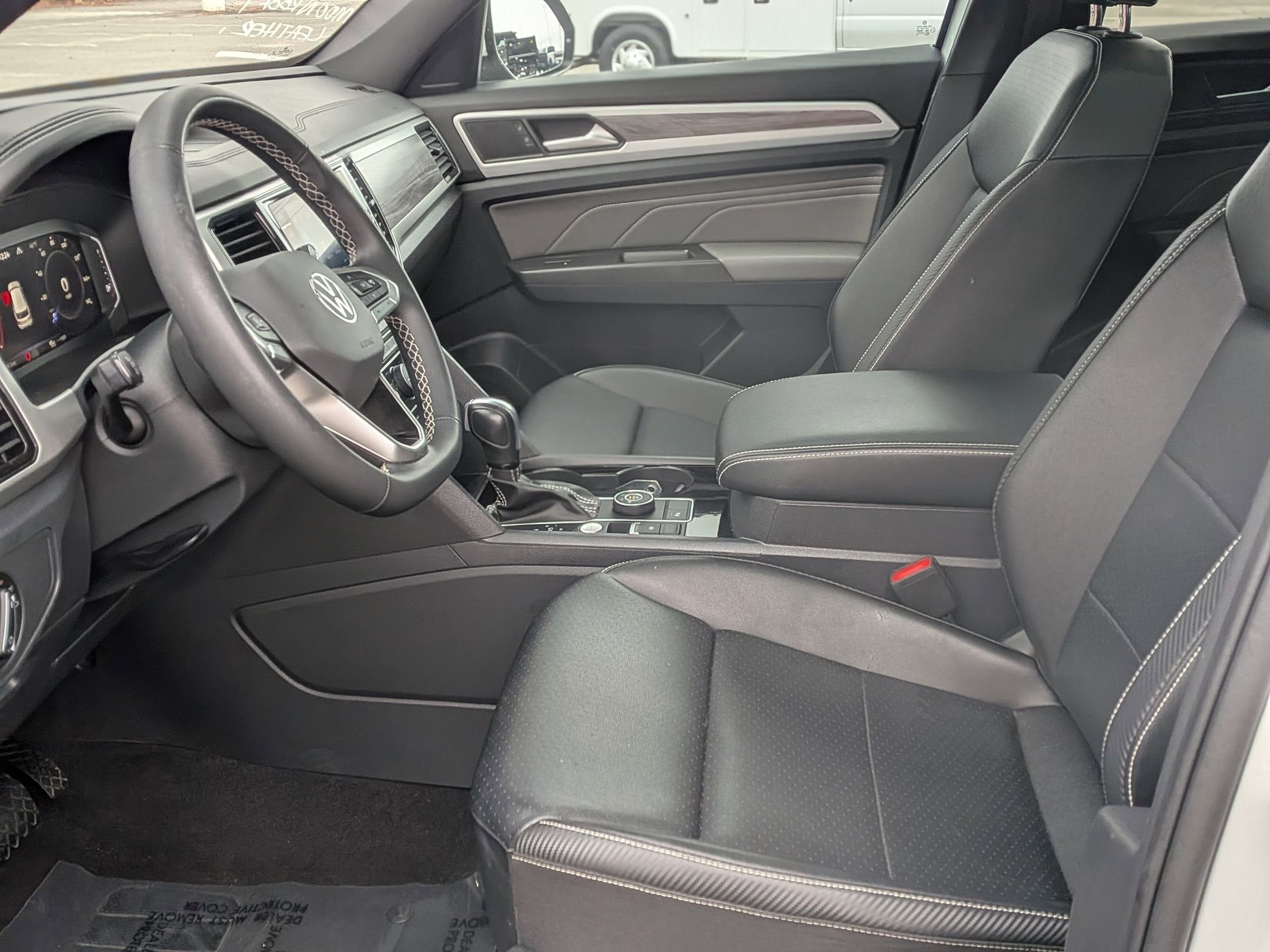 2022 Volkswagen Atlas Cross Sport 3.6L V6 SE w/Technology