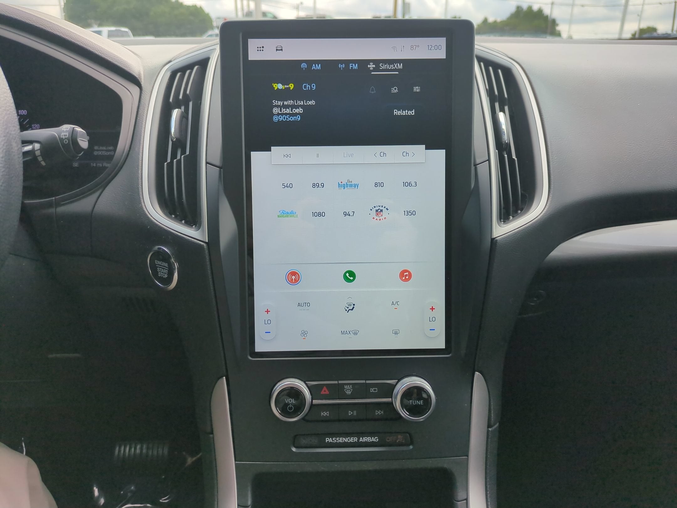2022 Ford Edge SE