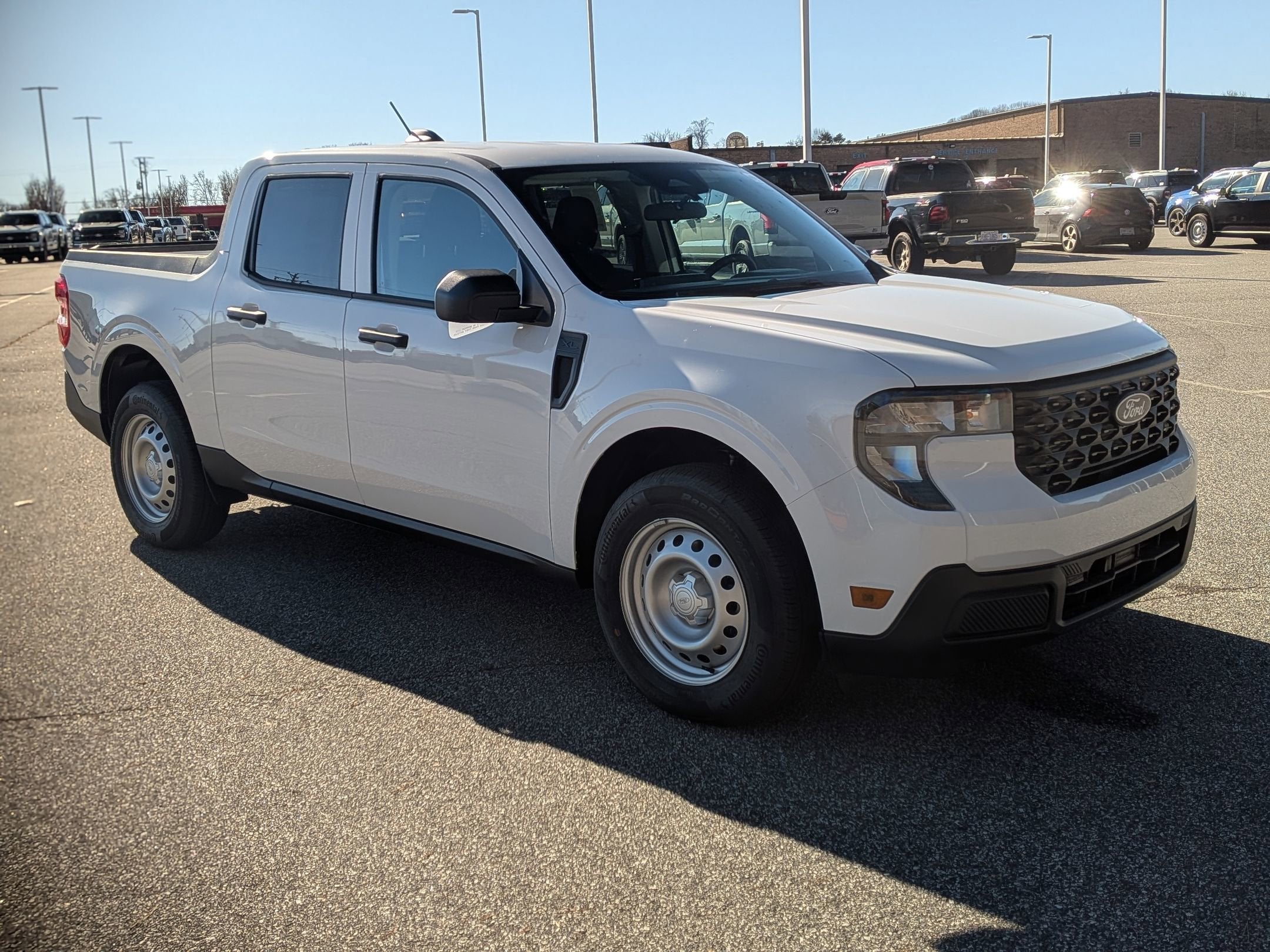 2025 Ford Maverick XL