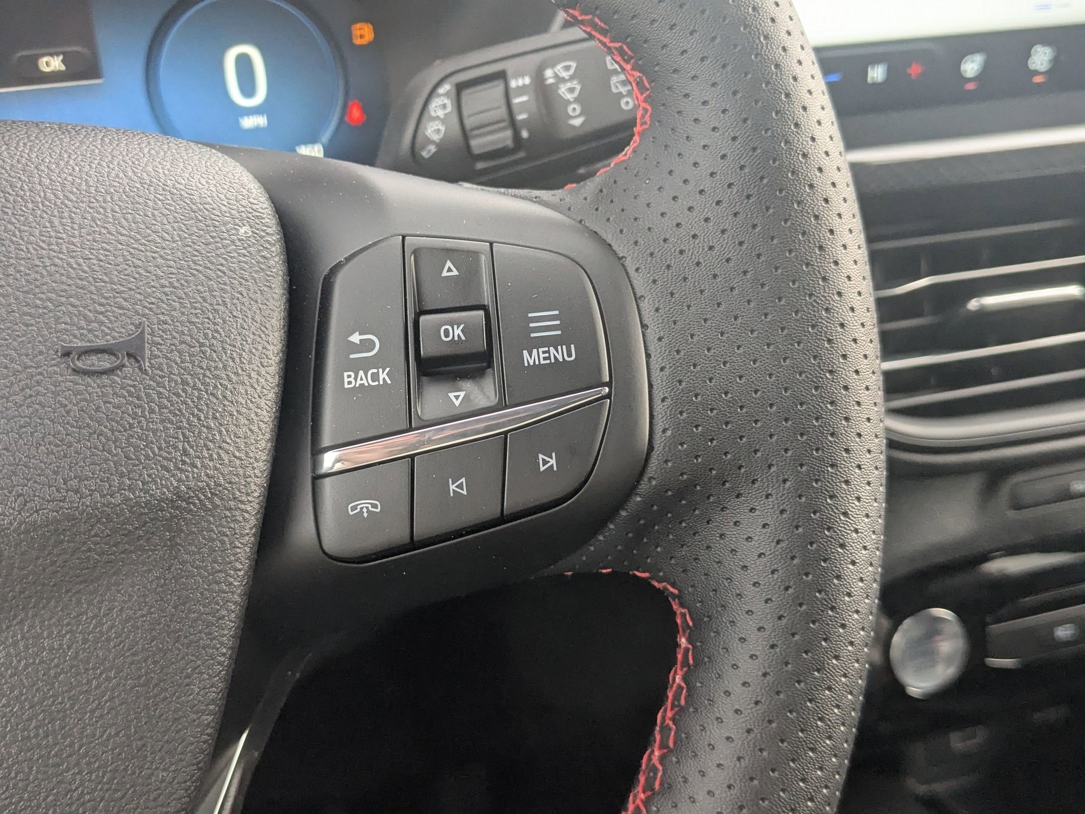 2026 Ford Escape ST-Line Select