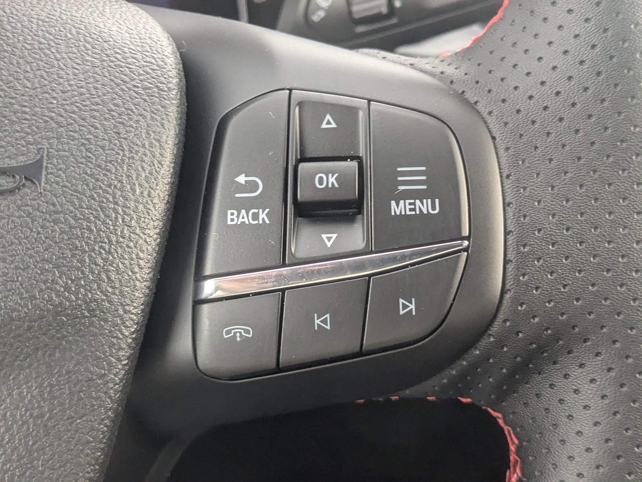 2026 Ford Escape ST-Line Select