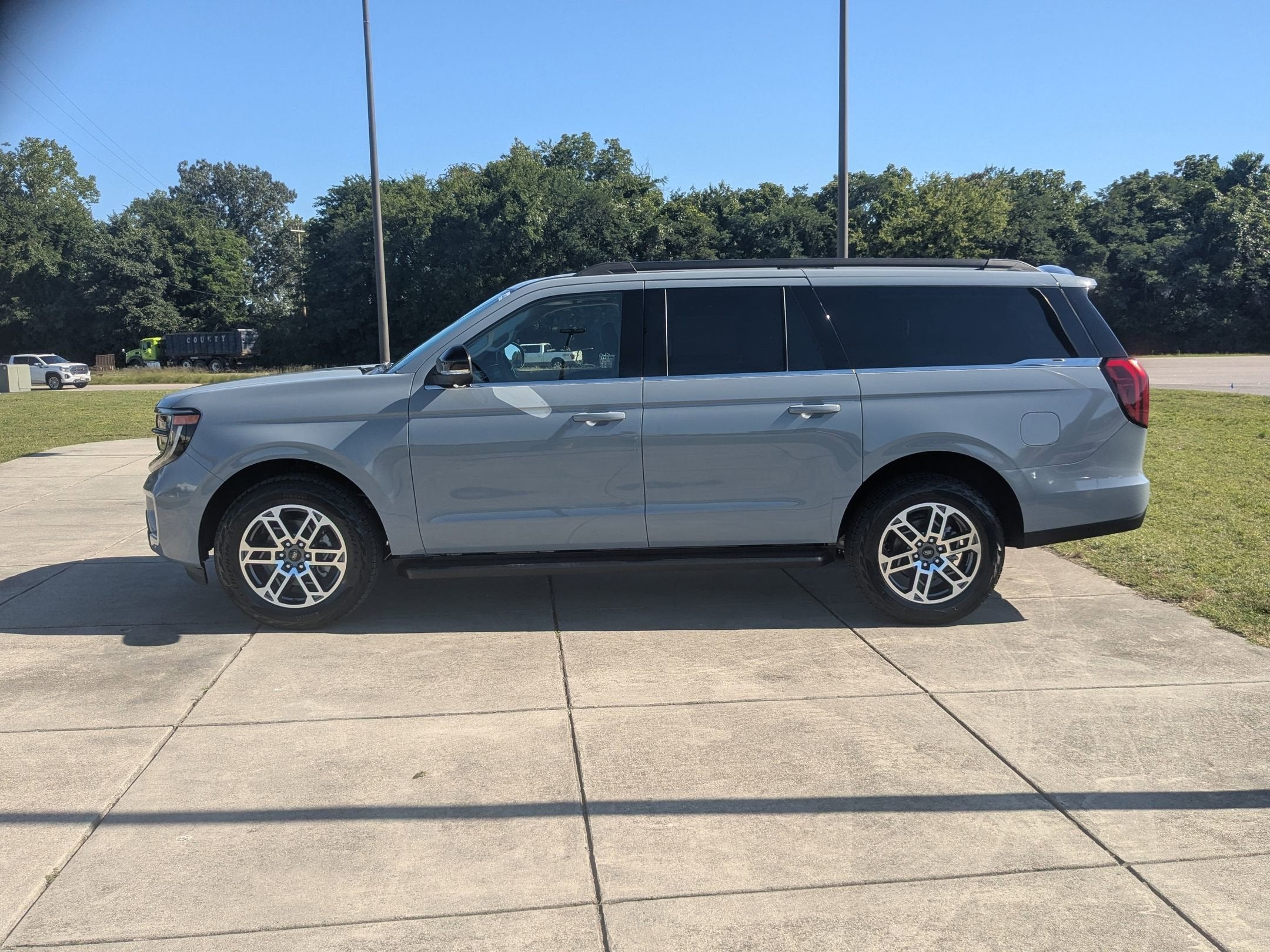 2026 Ford Expedition Max Active