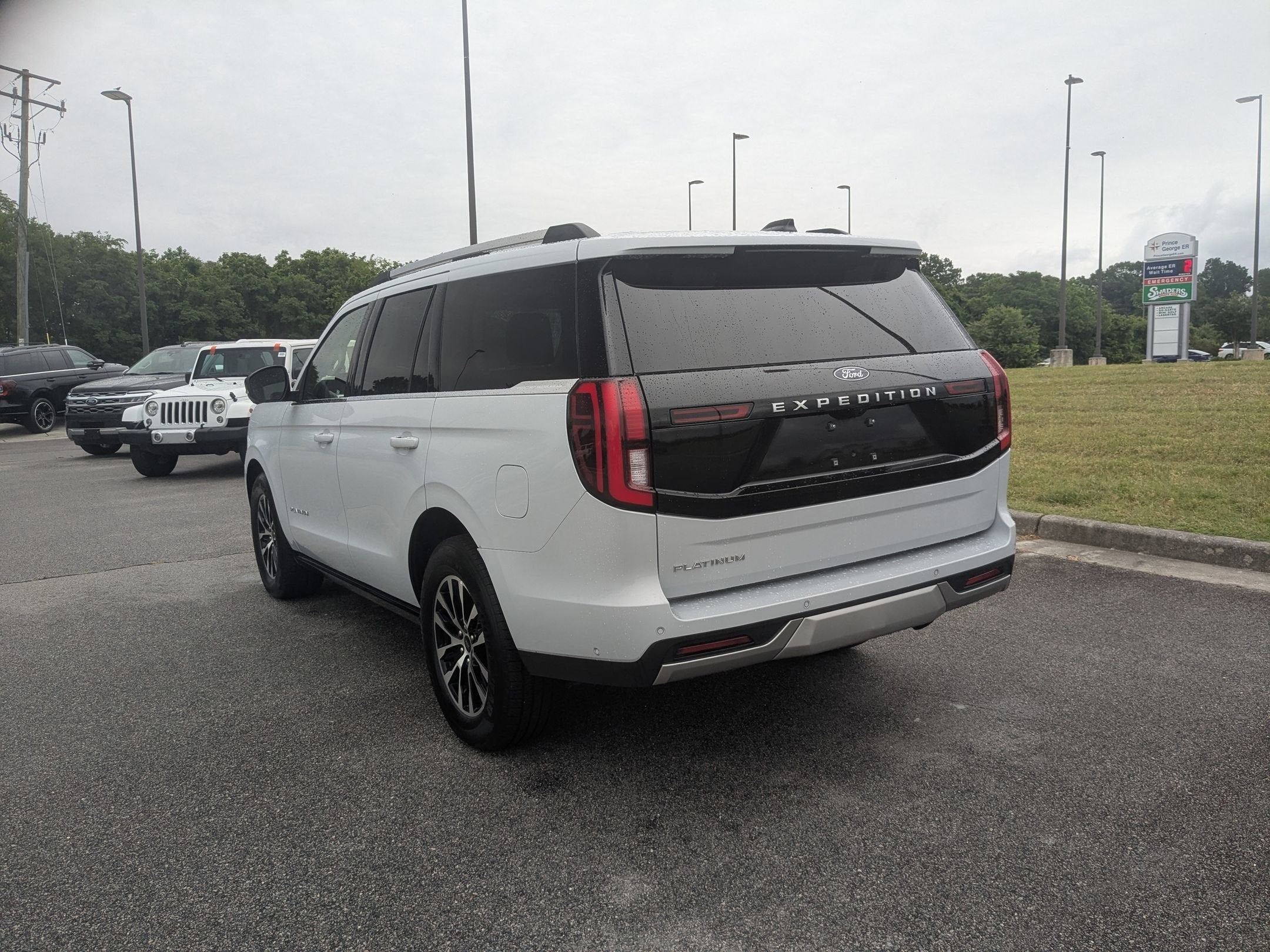 2025 Ford Expedition Platinum