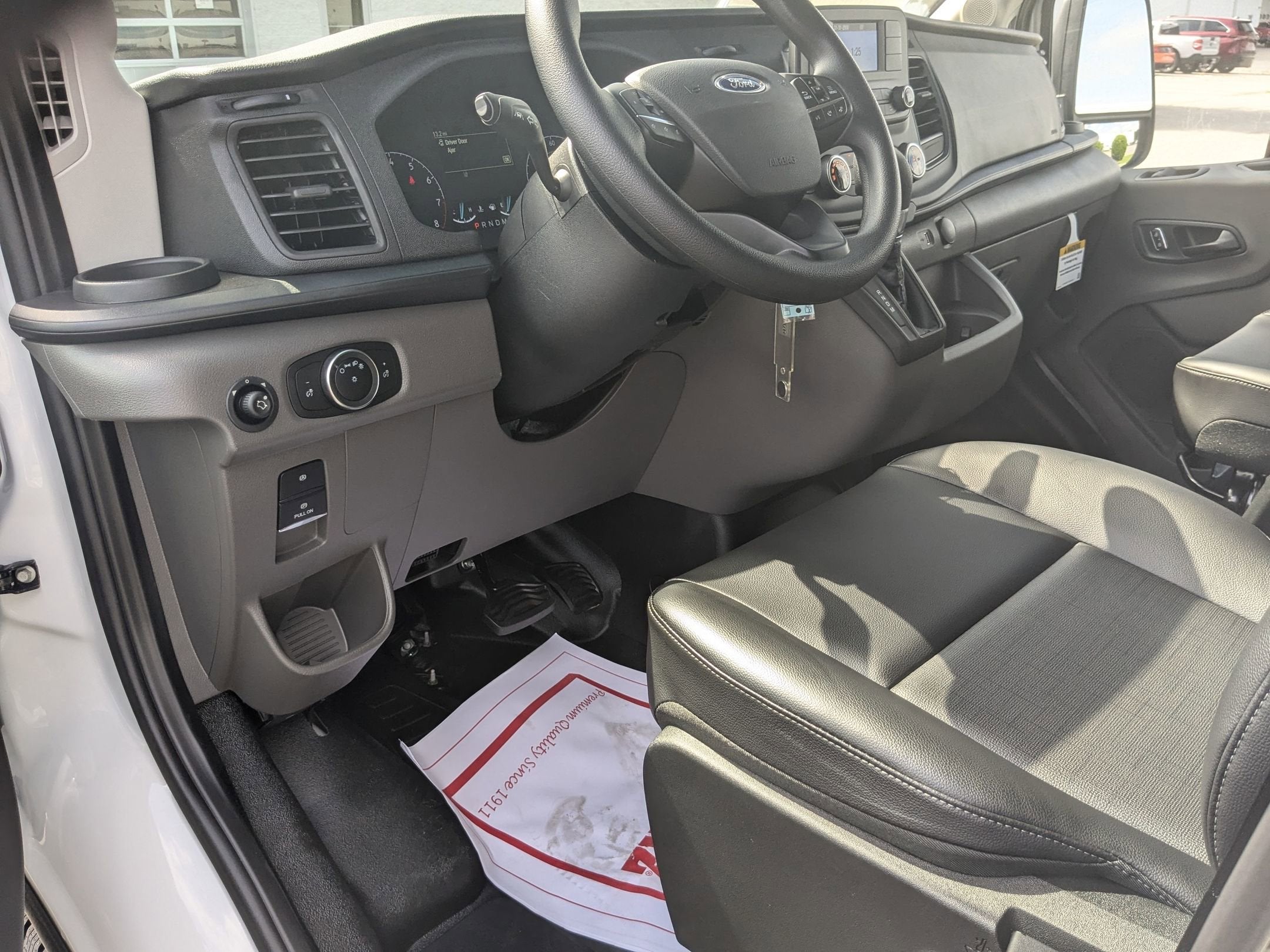 2025 Ford Transit Cargo Van Base