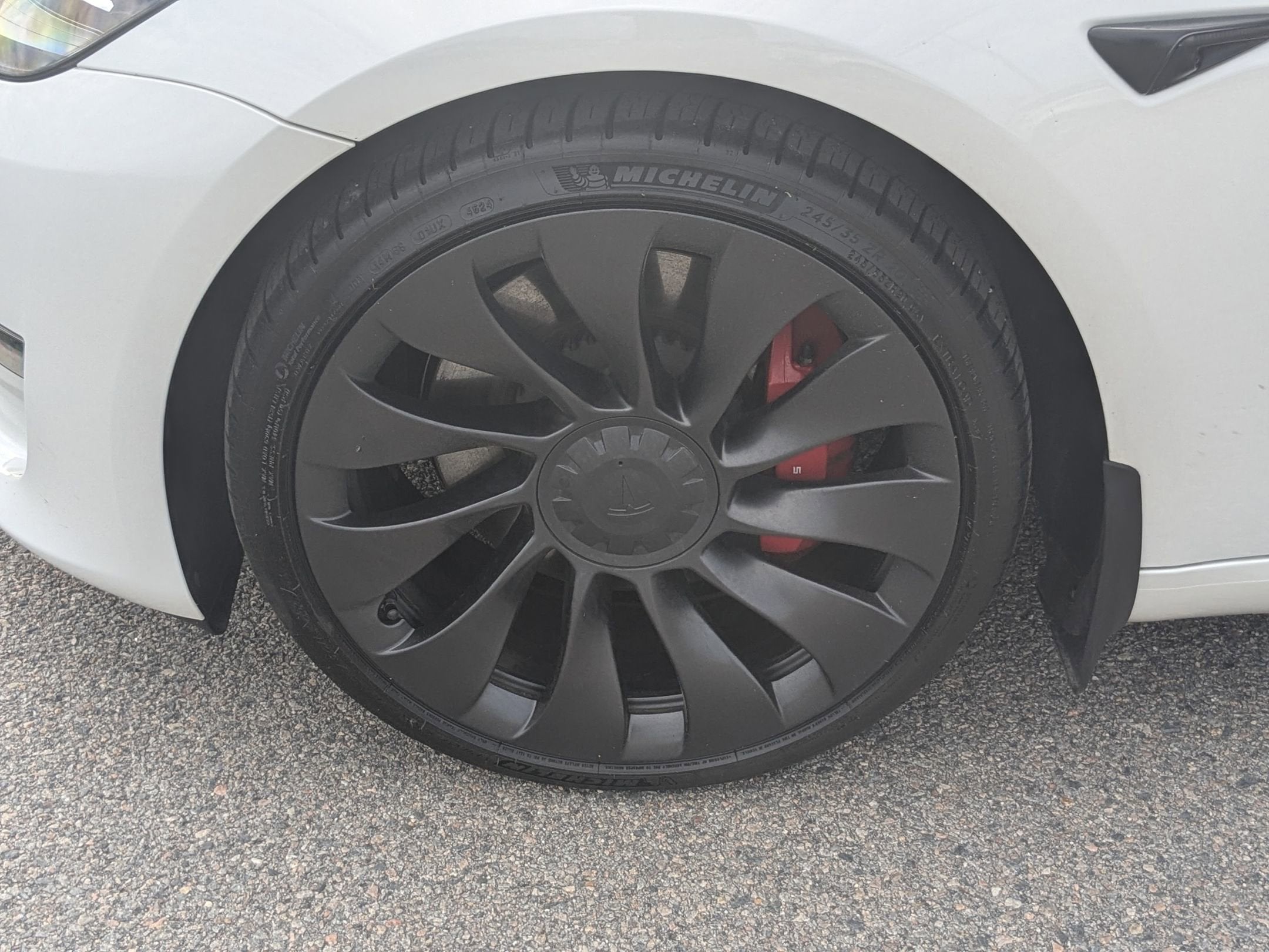 2023 Tesla Model 3 Performance