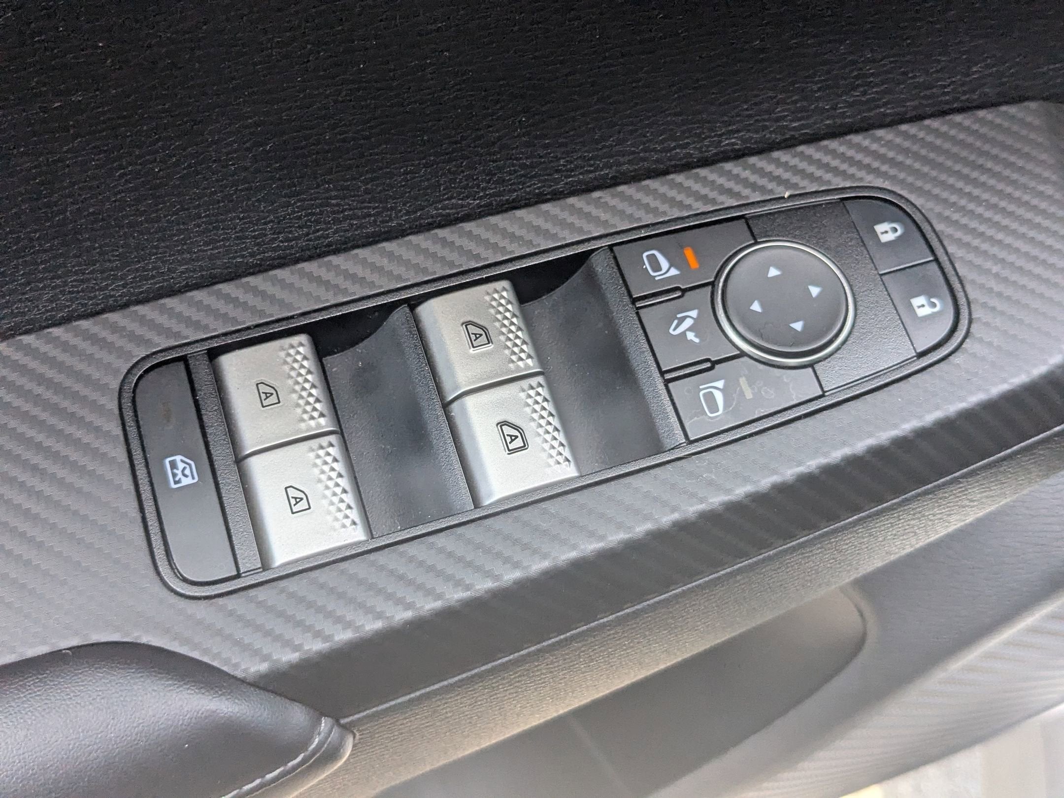 2024 Mitsubishi Outlander SE Black Edition