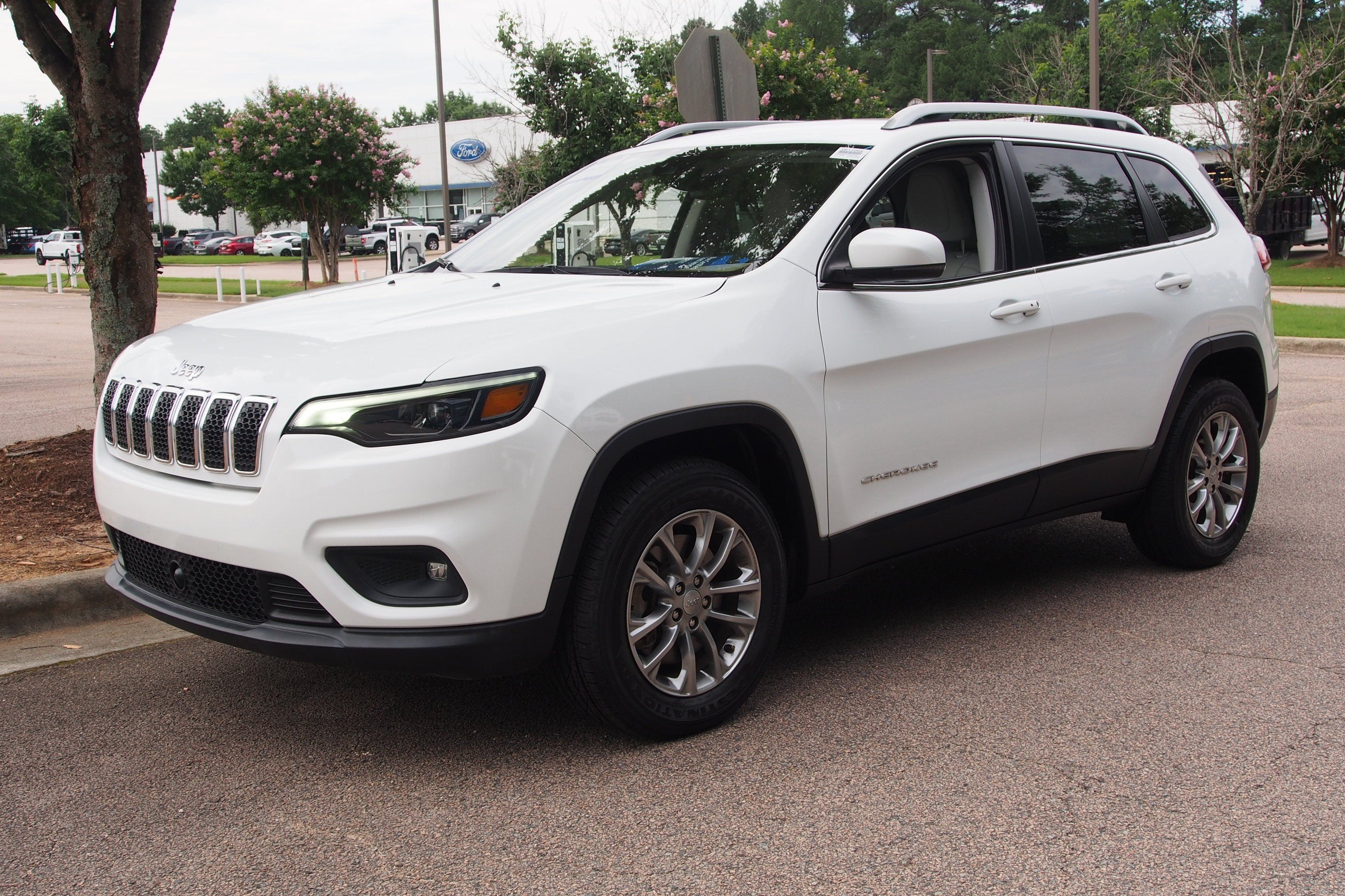 2021 Jeep Cherokee Latitude Lux