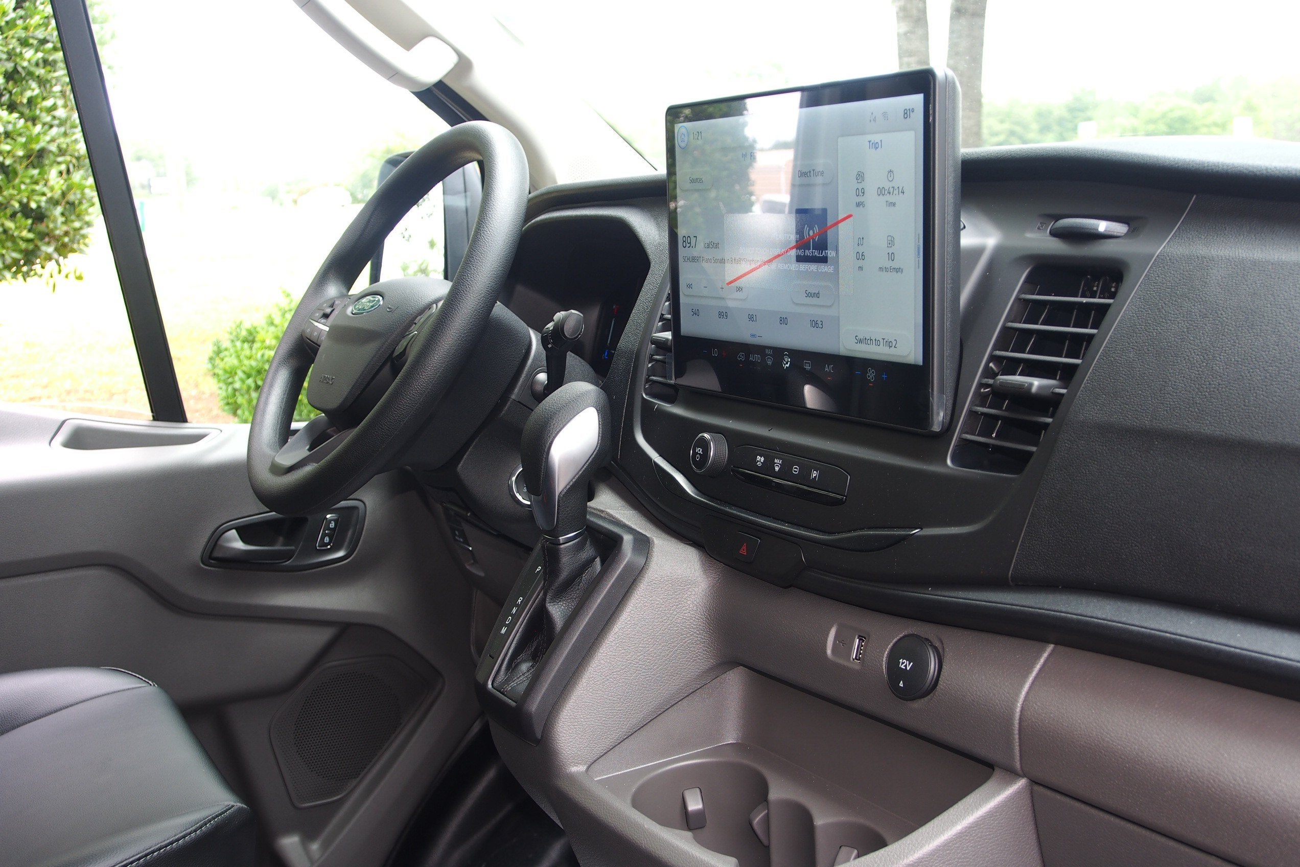 2026 Ford Transit Passenger Wagon XL